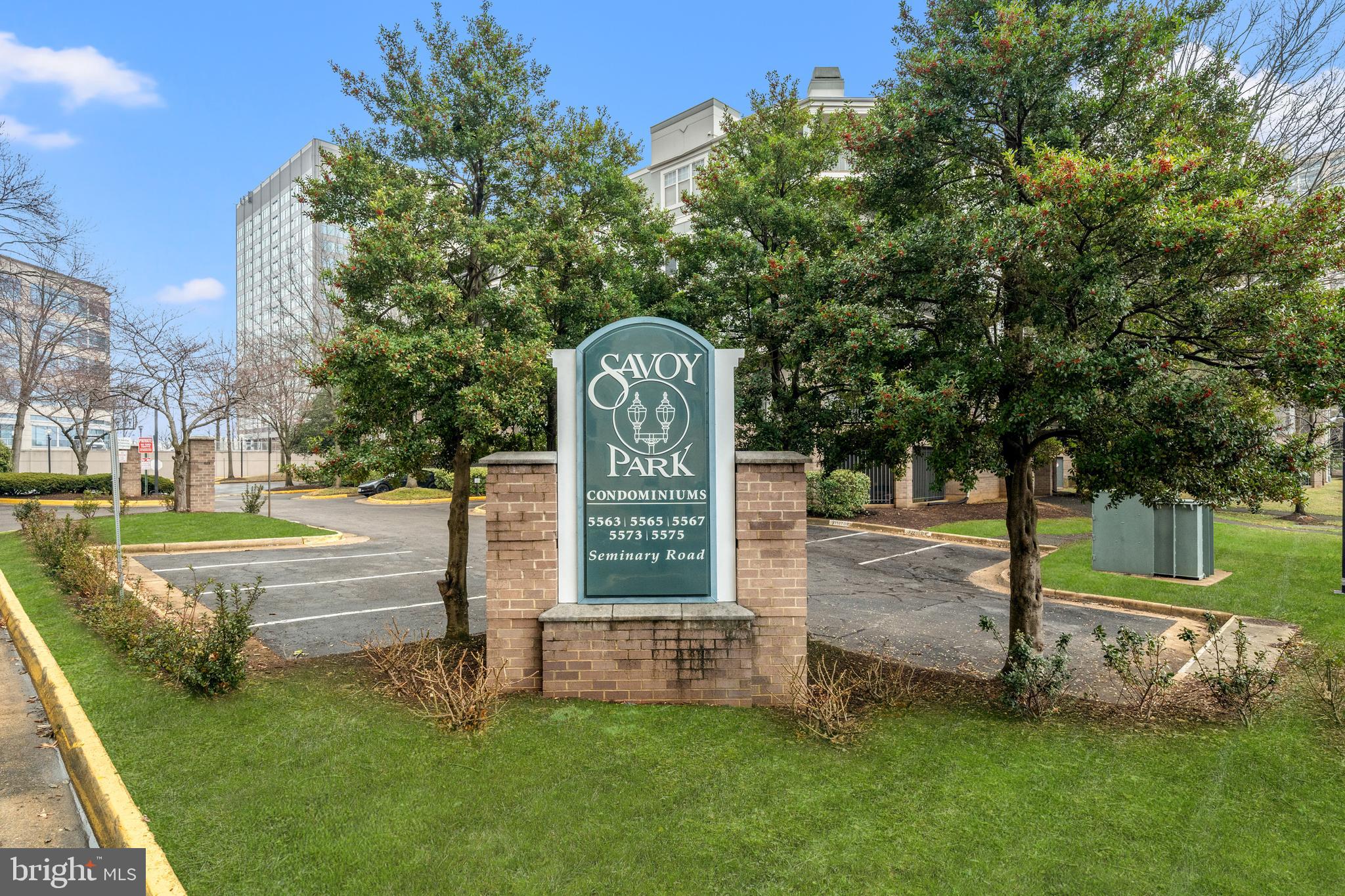 SAVOY PARK CONDOMINIUMS - Residential