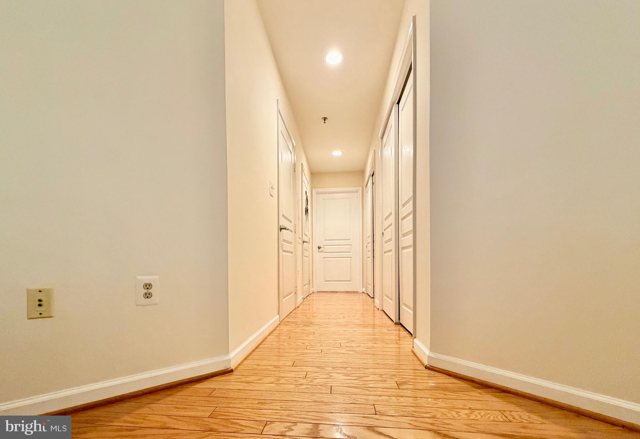 SAVOY PARK CONDOMINIUMS - Residential