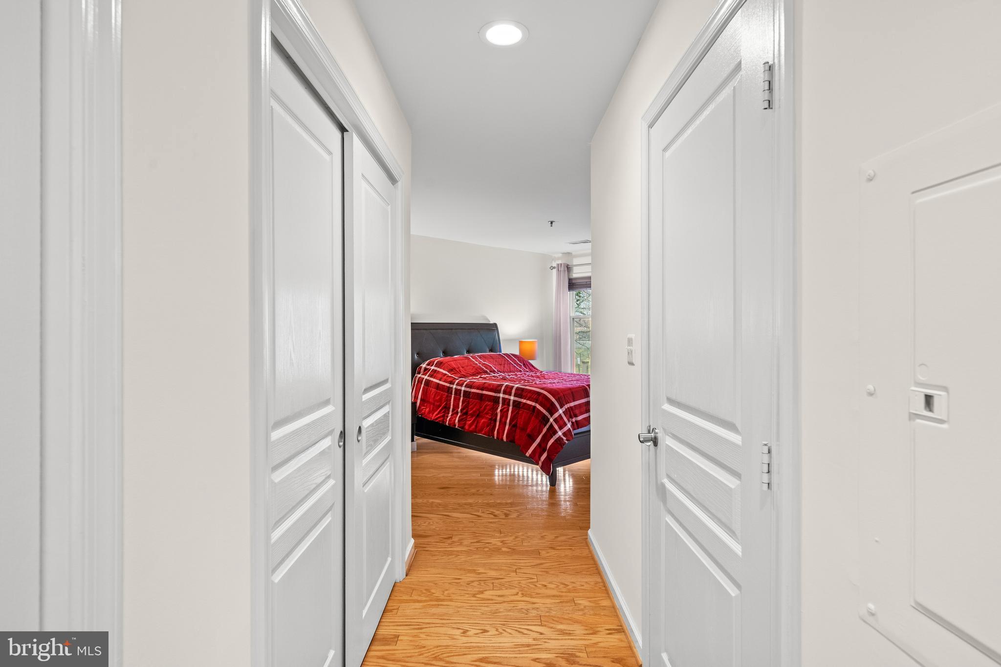 SAVOY PARK CONDOMINIUMS - Residential