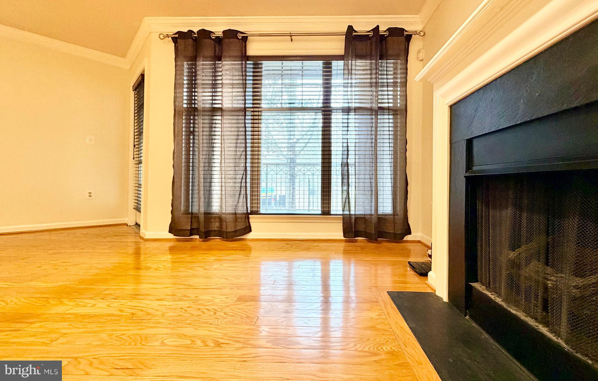 SAVOY PARK CONDOMINIUMS - Residential