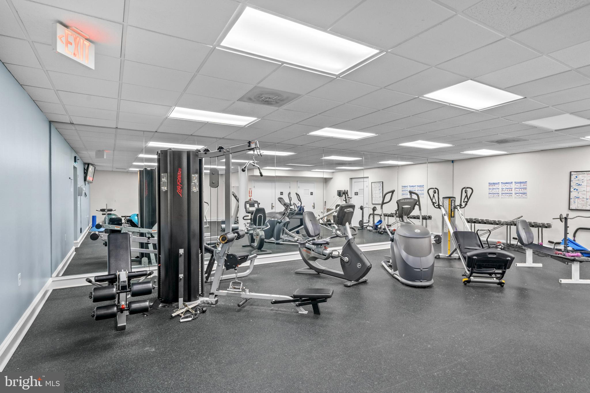 SAVOY PARK CONDOMINIUMS - Residential