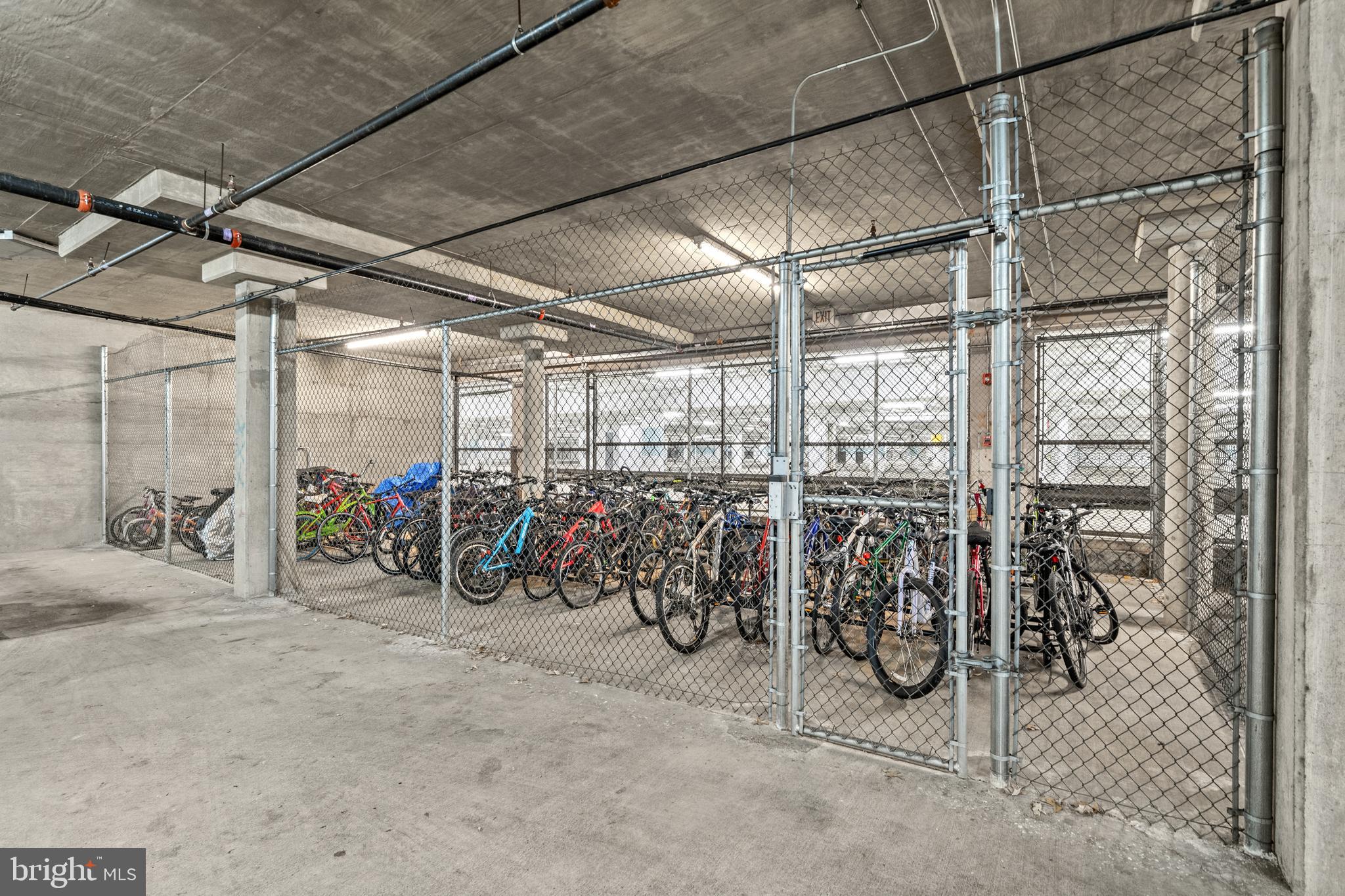 SAVOY PARK CONDOMINIUMS - Residential