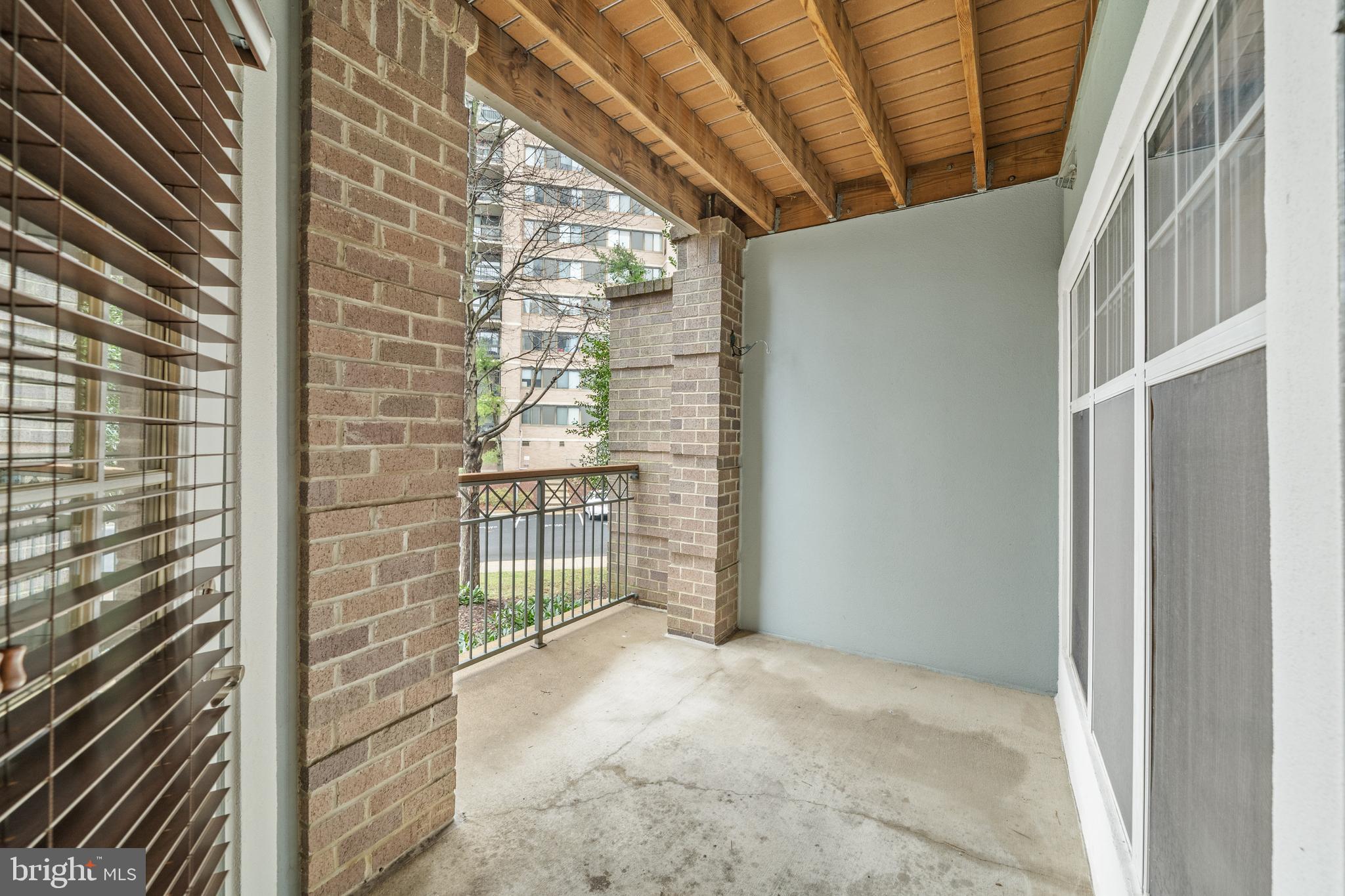 SAVOY PARK CONDOMINIUMS - Residential