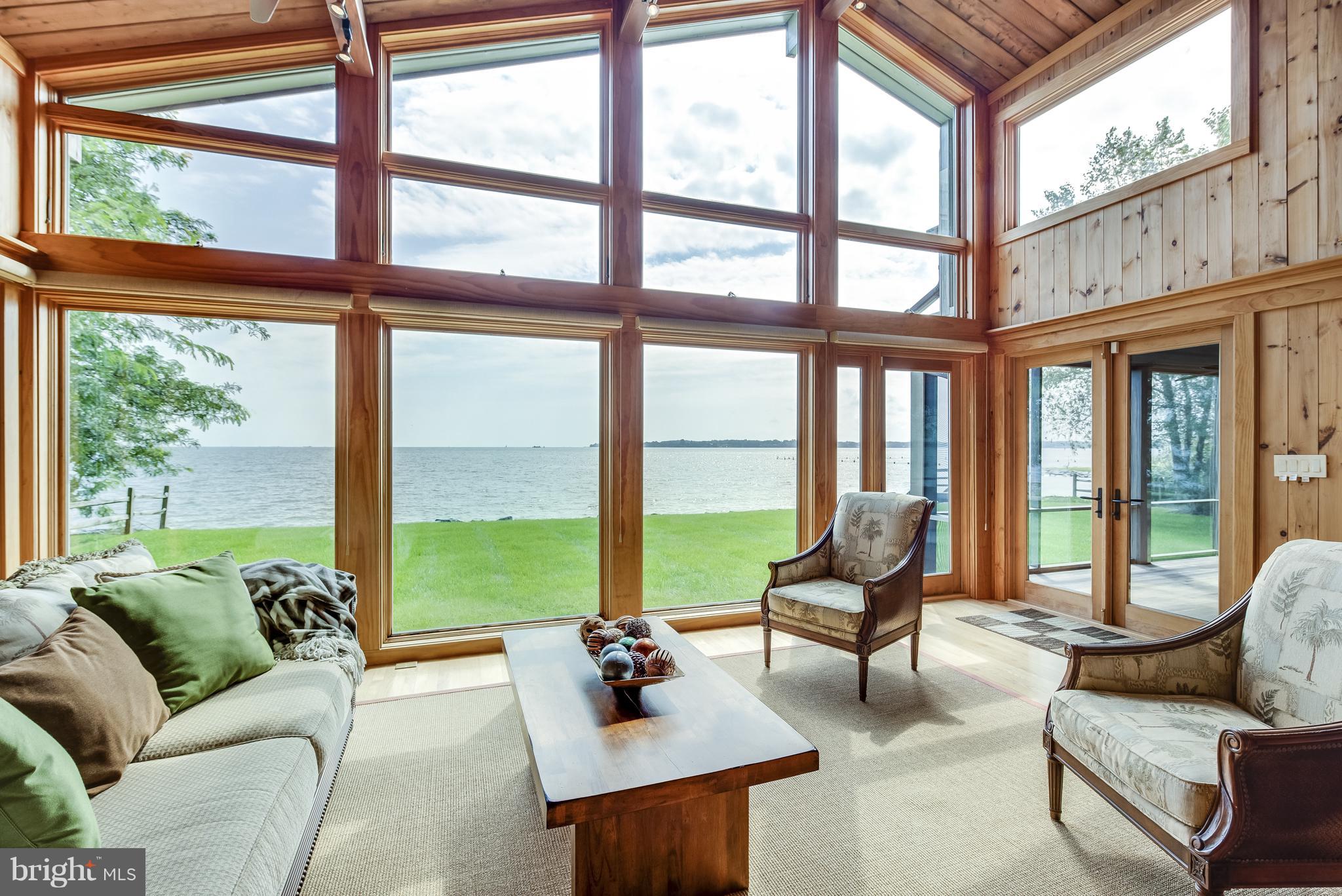 HILLSMERE SHORES - Residential