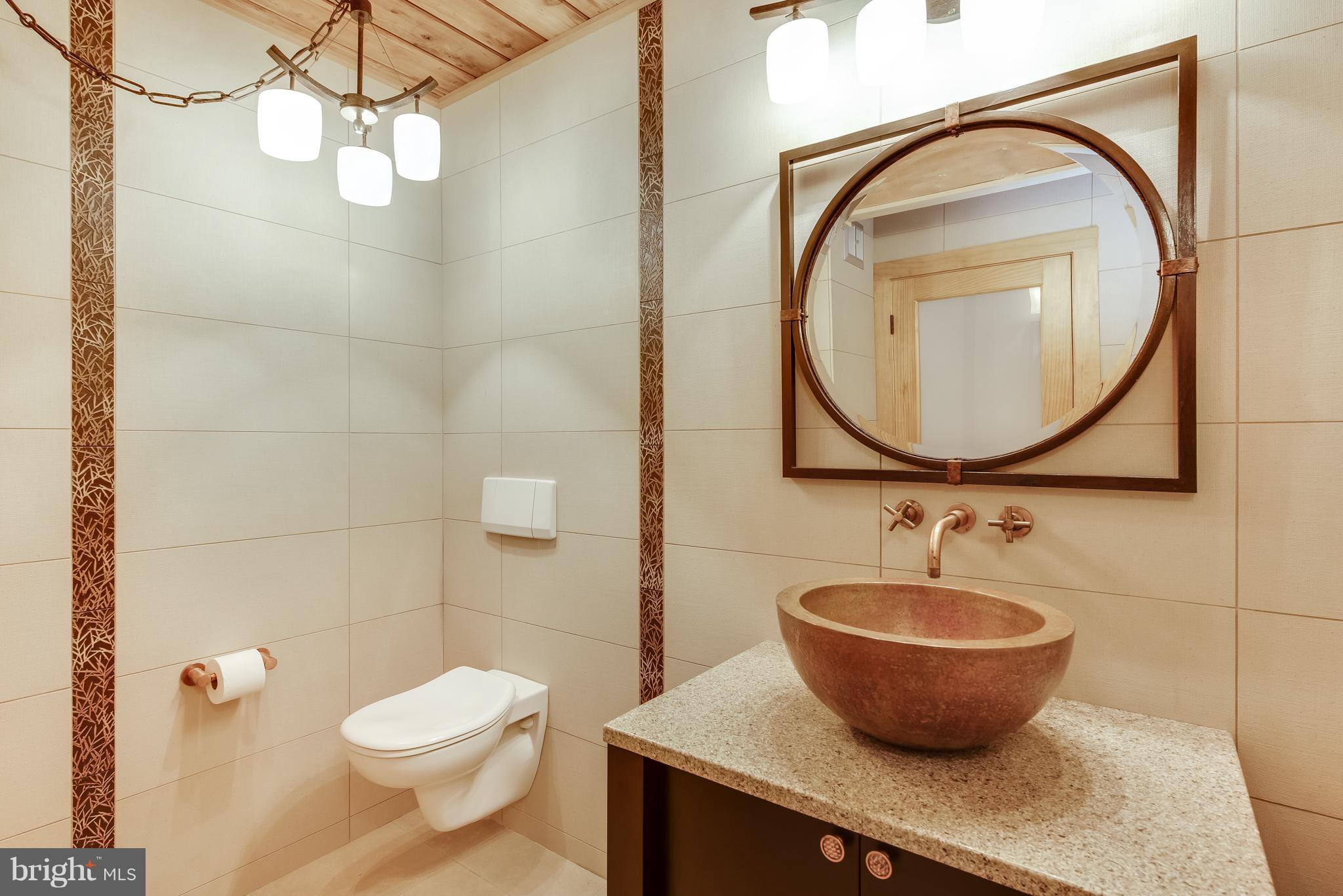 HILLSMERE SHORES - Residential