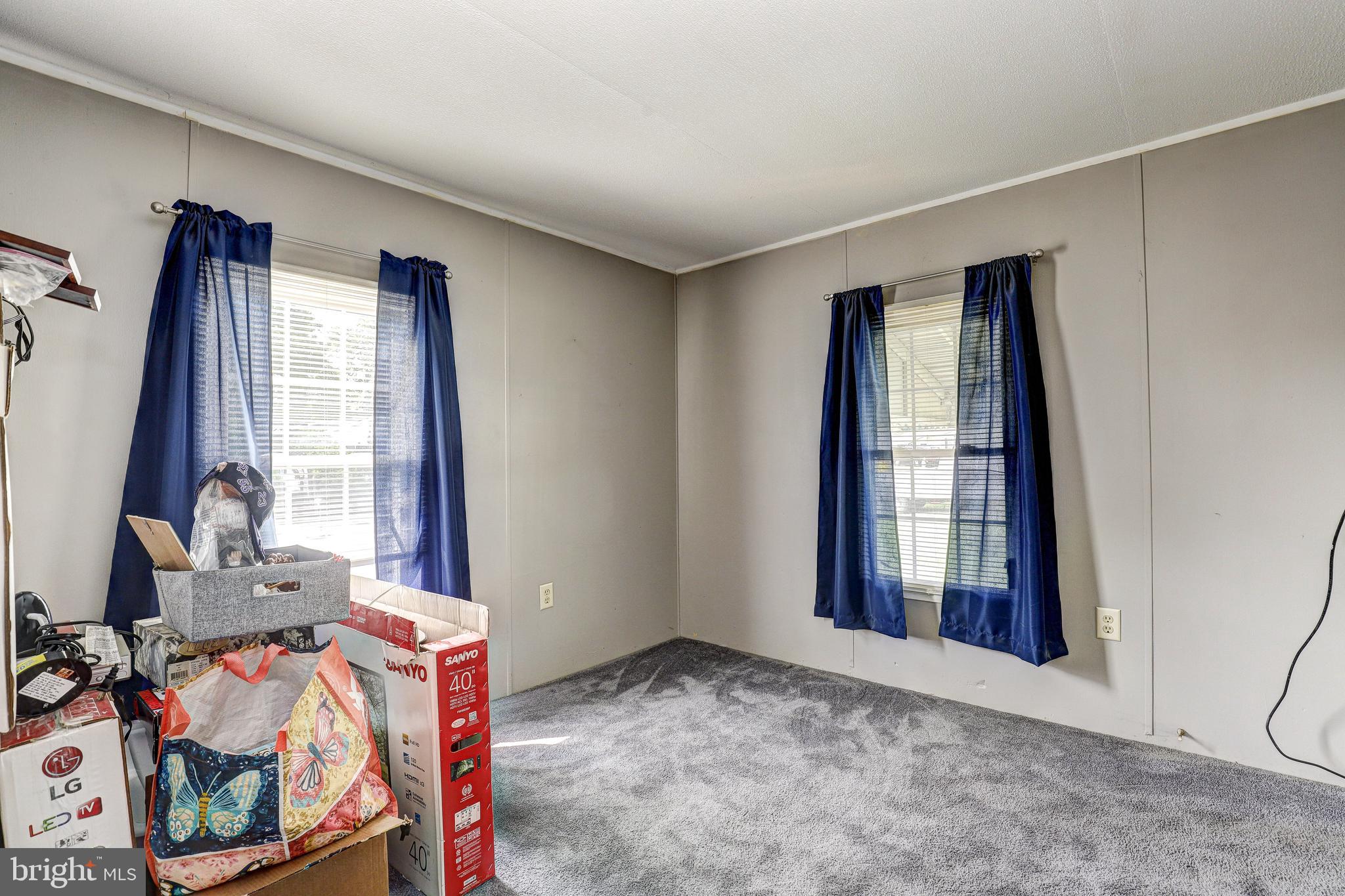 WILLIAMS ESTATES - Residential