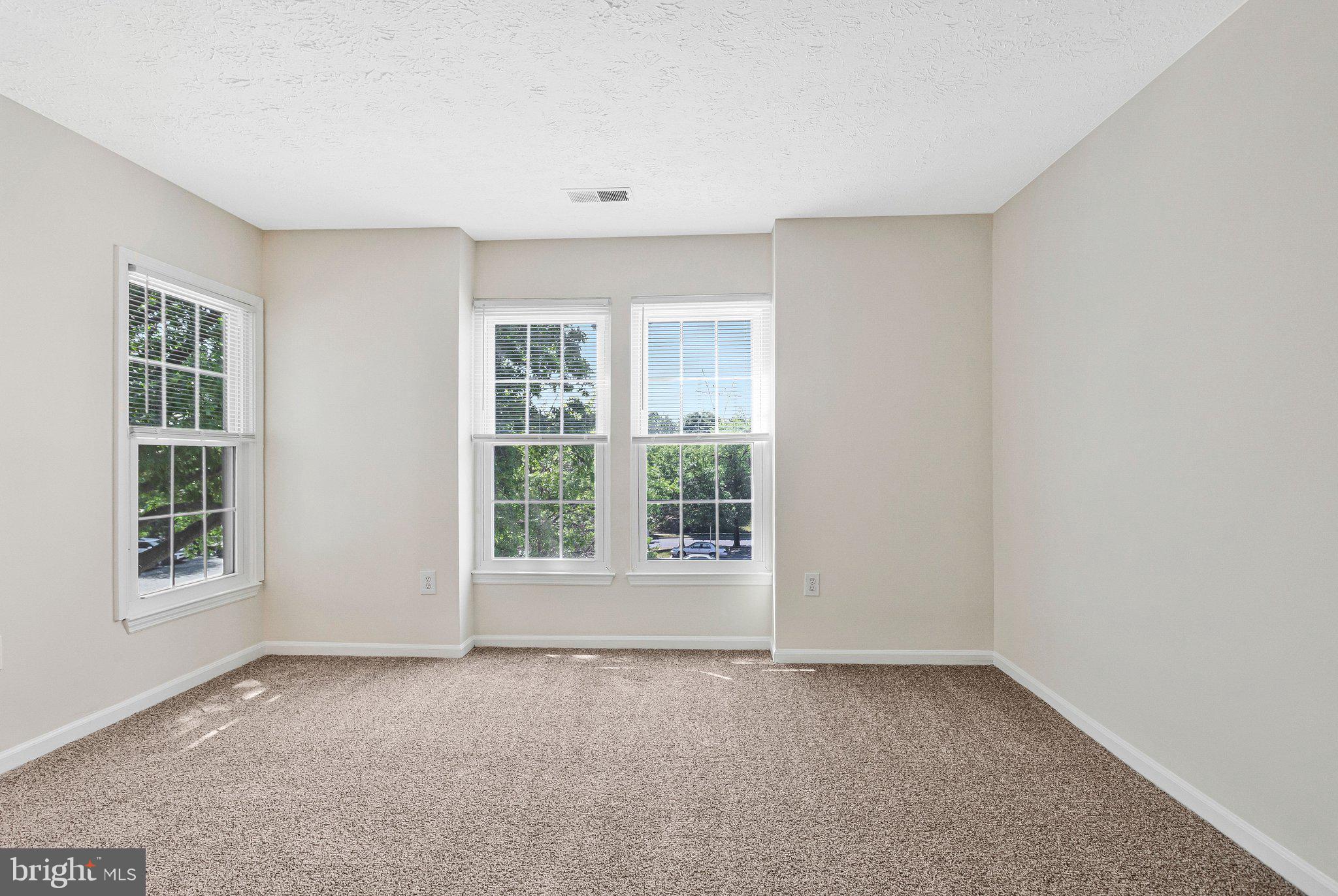 ROCKBURN COMMONS II - Residential