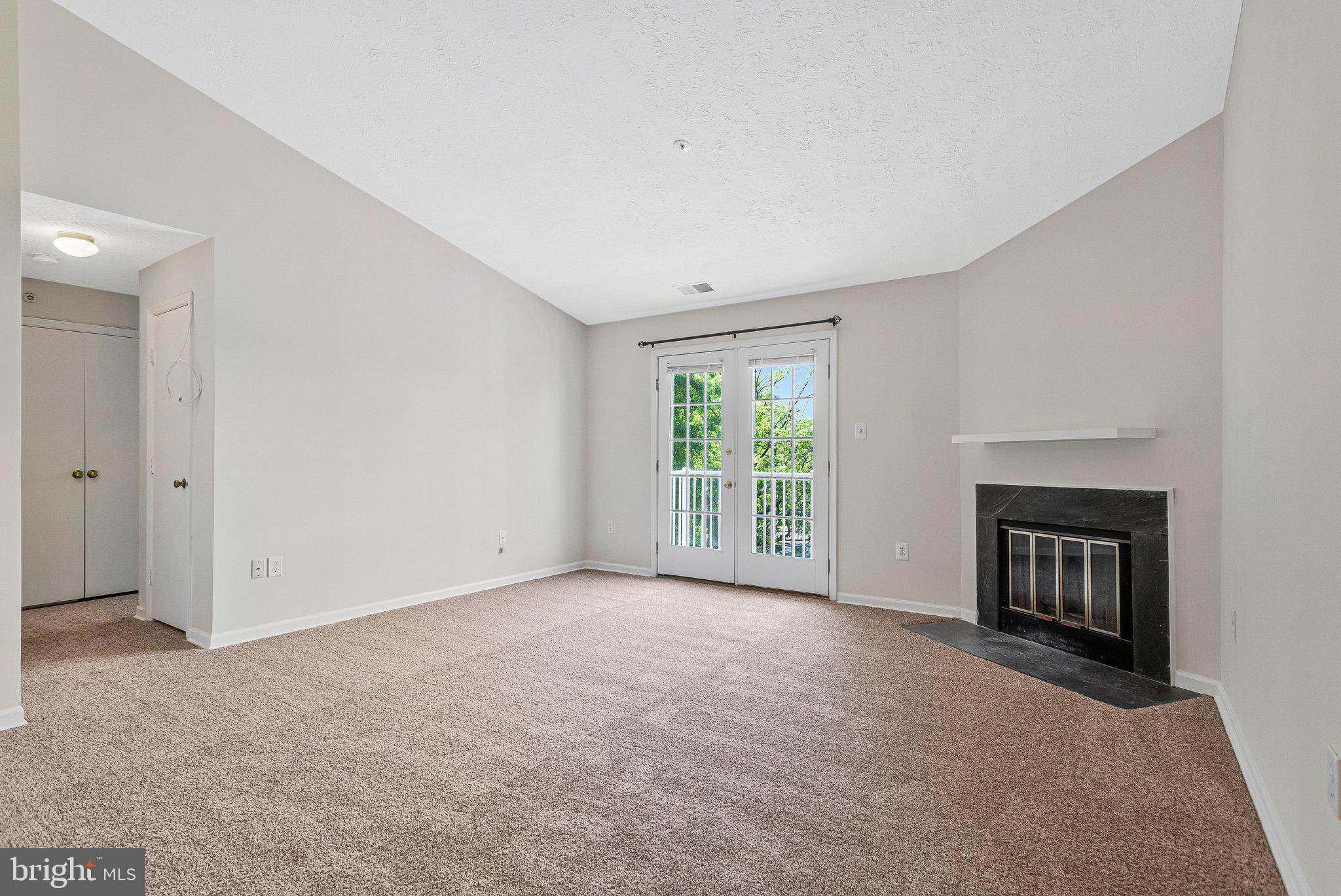 ROCKBURN COMMONS II - Residential