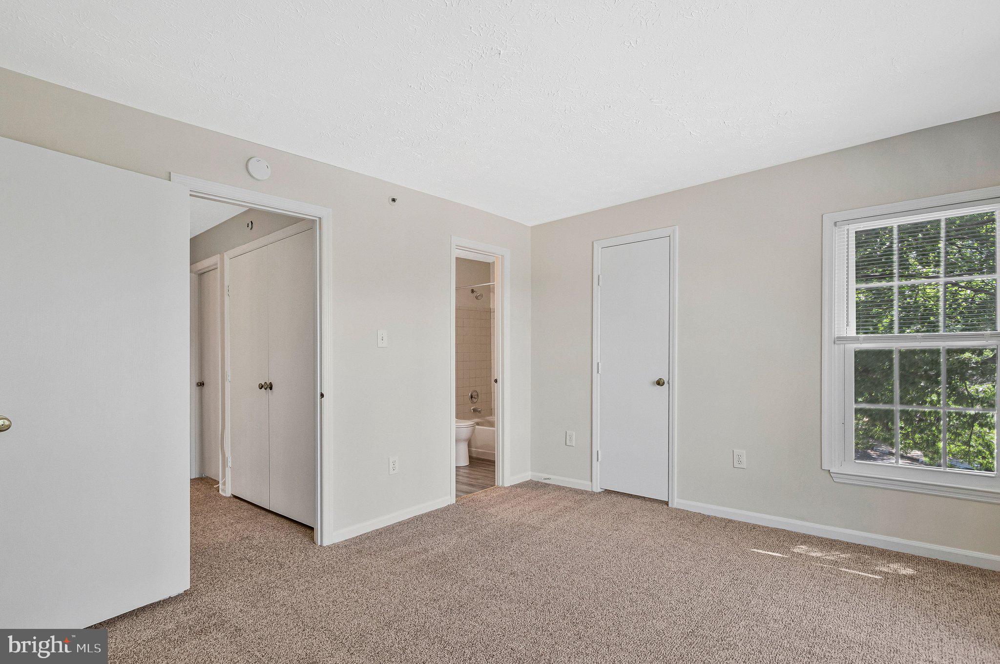 ROCKBURN COMMONS II - Residential