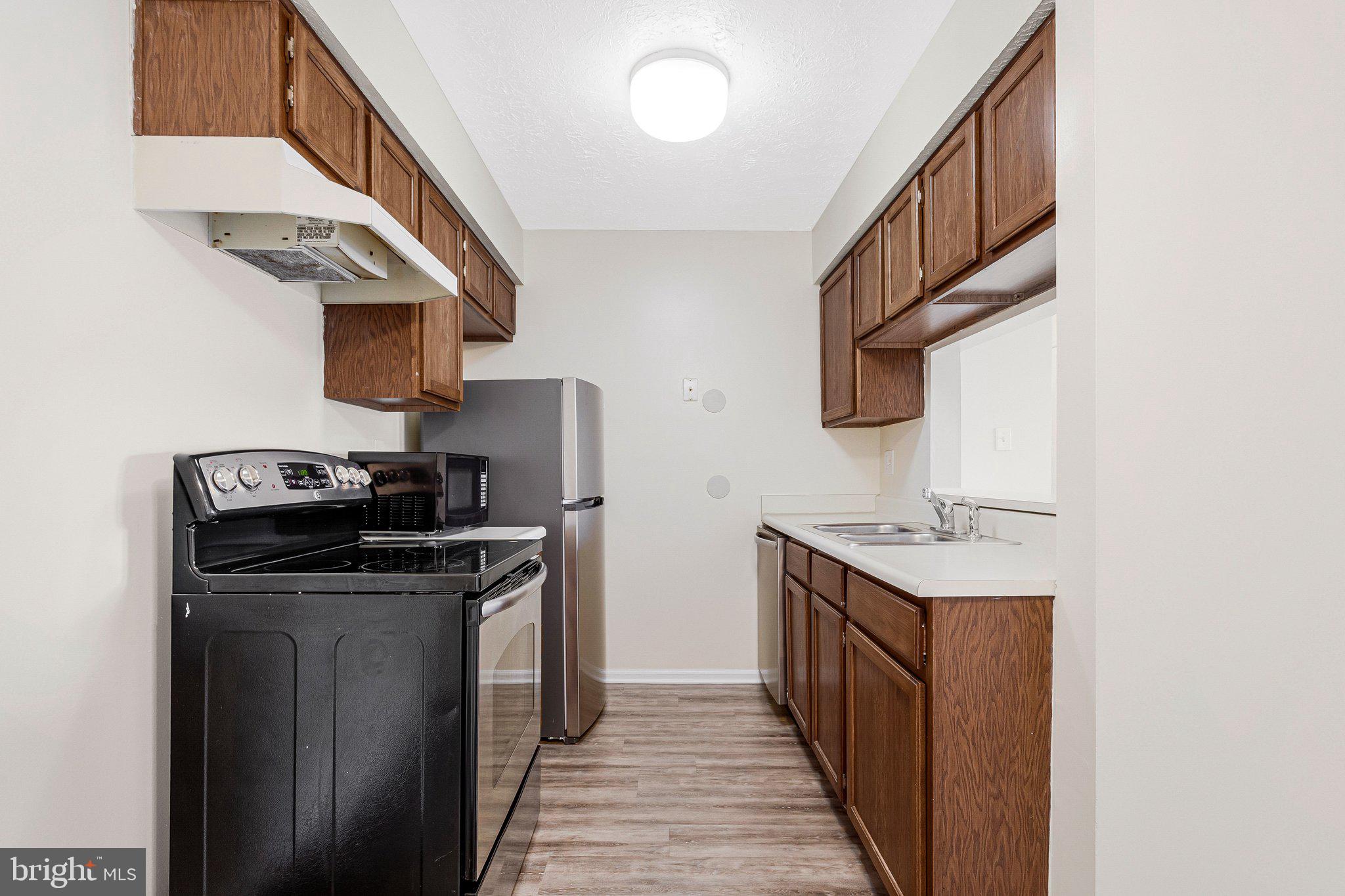 ROCKBURN COMMONS II - Residential