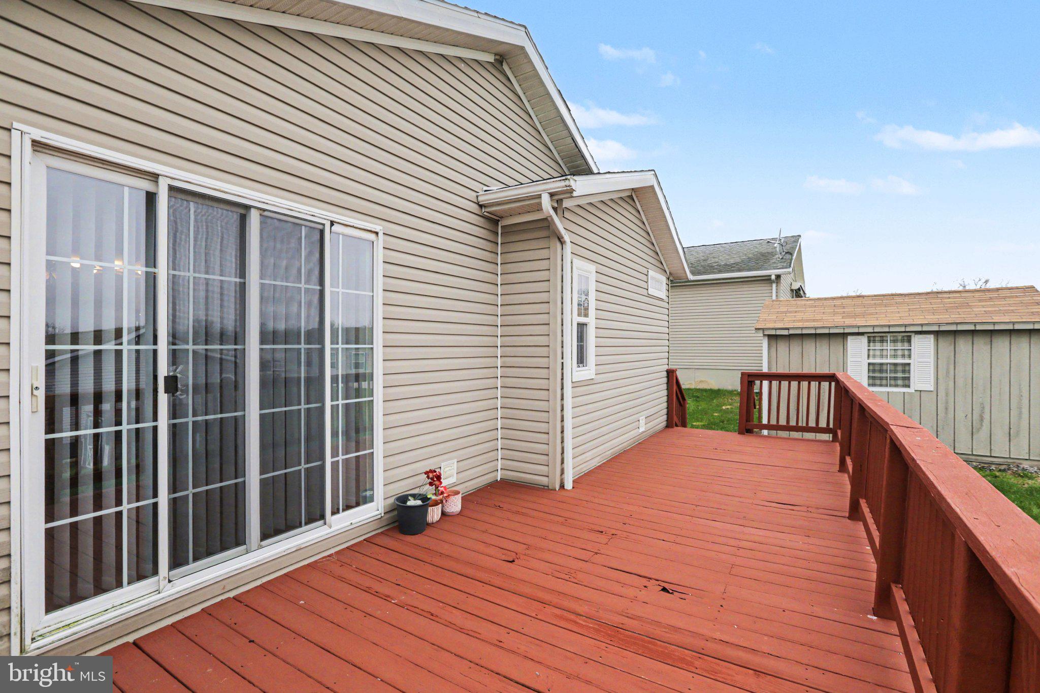 PINE RIDGE MHP - Residential