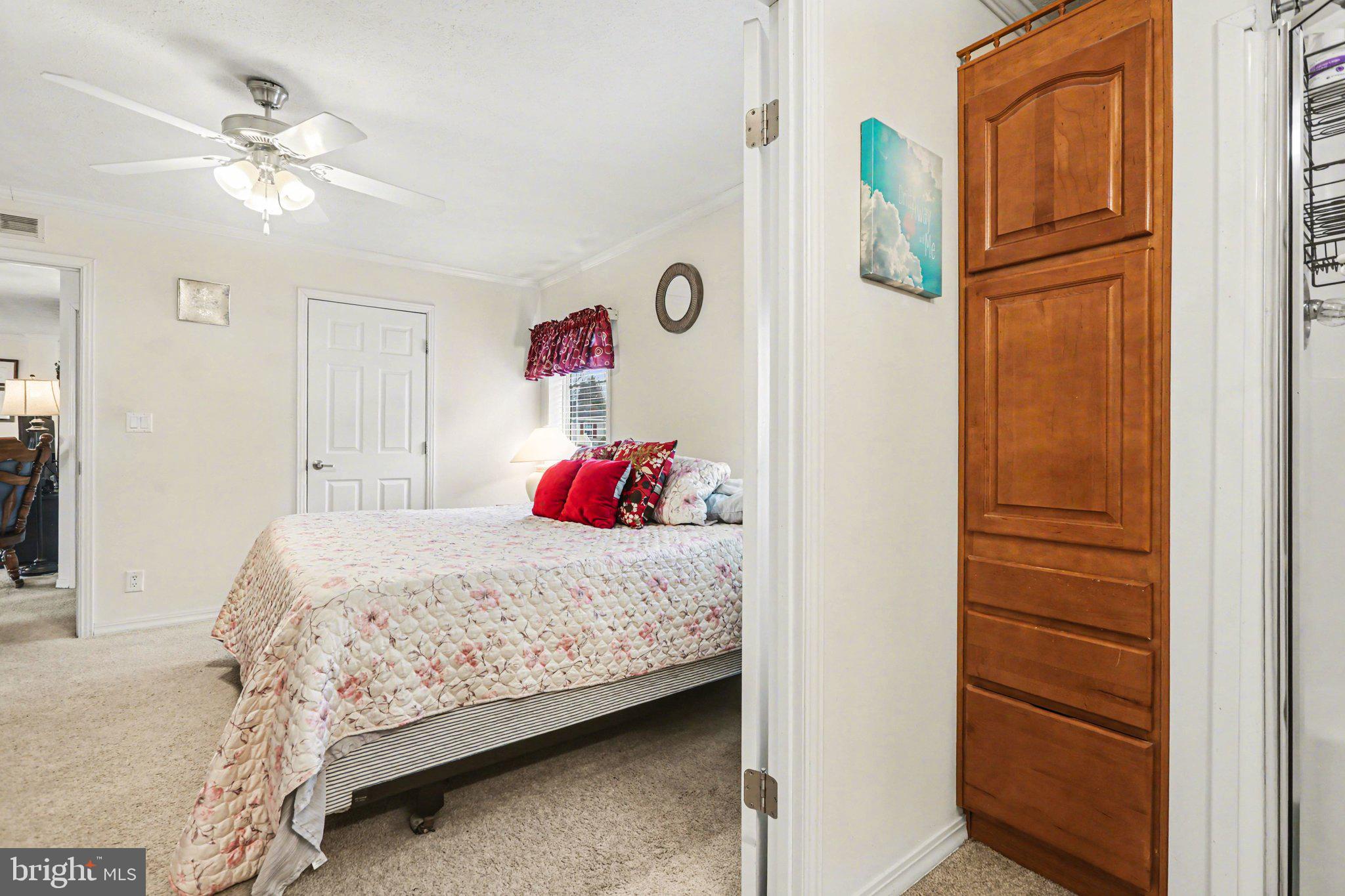 PINE RIDGE MHP - Residential