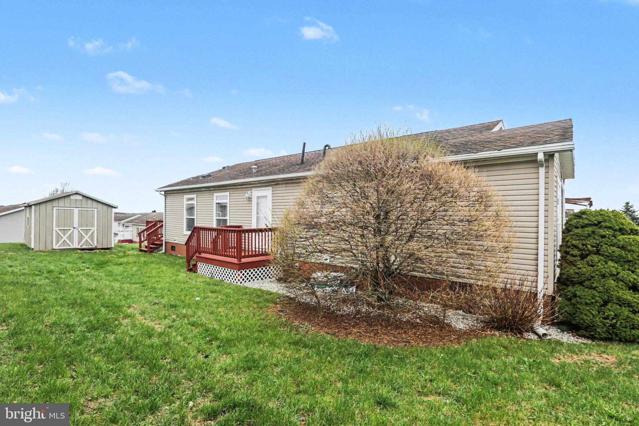 PINE RIDGE MHP - Residential