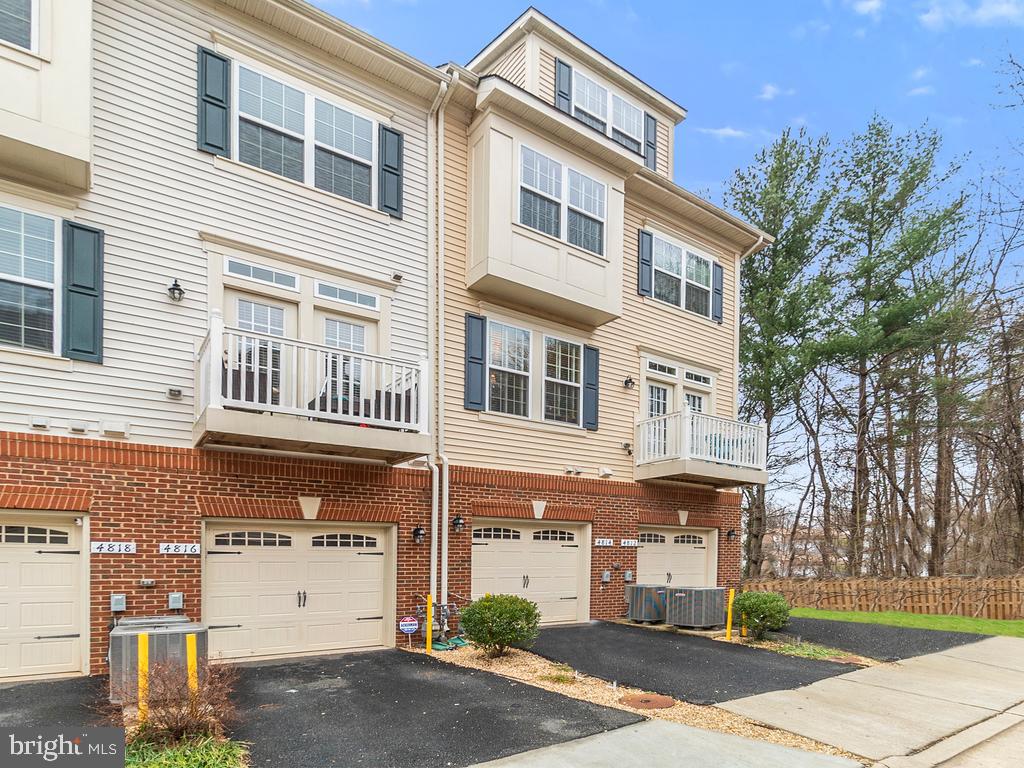 DANE RIDGE CONDO - Residential Lease