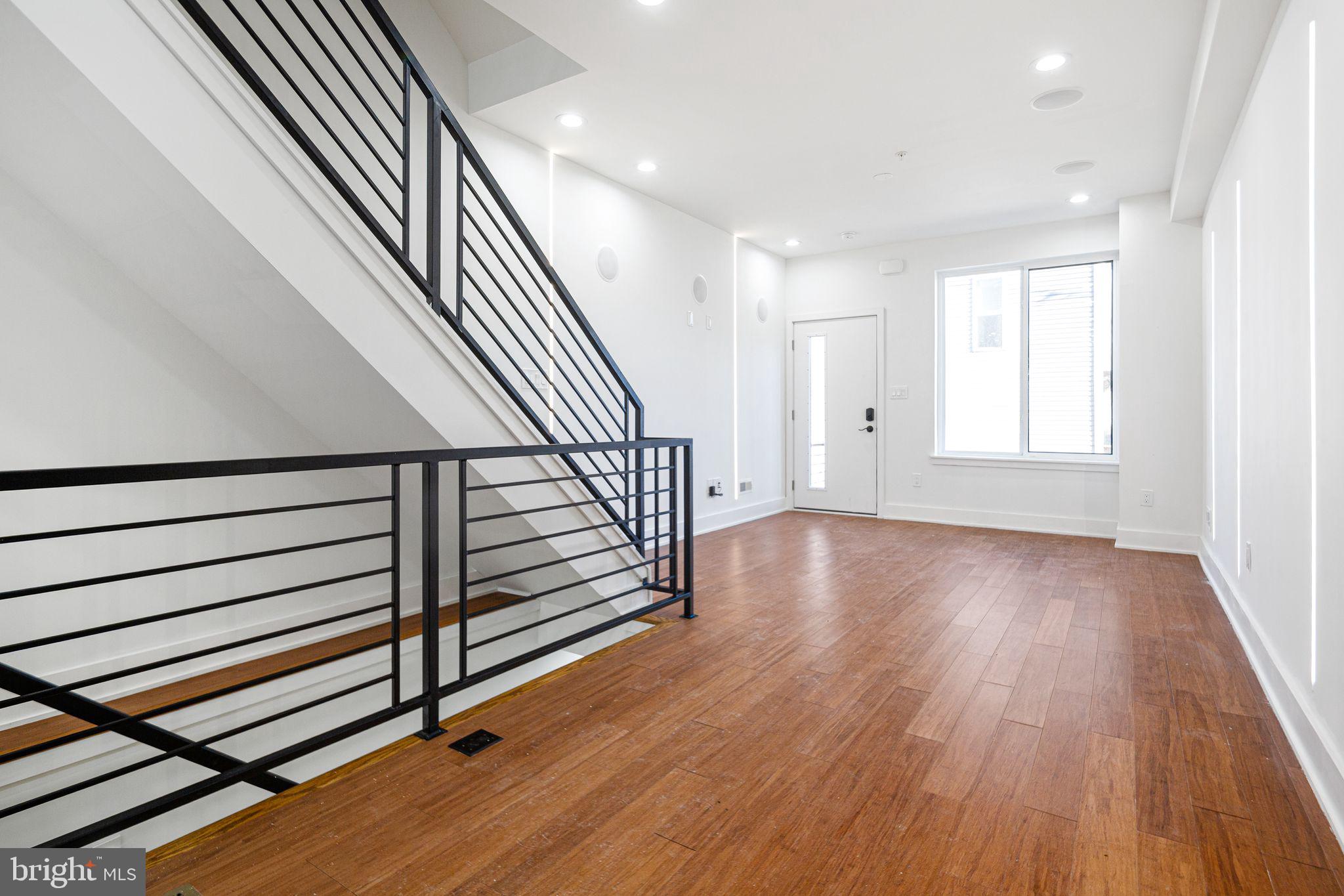2650 EARP STREET