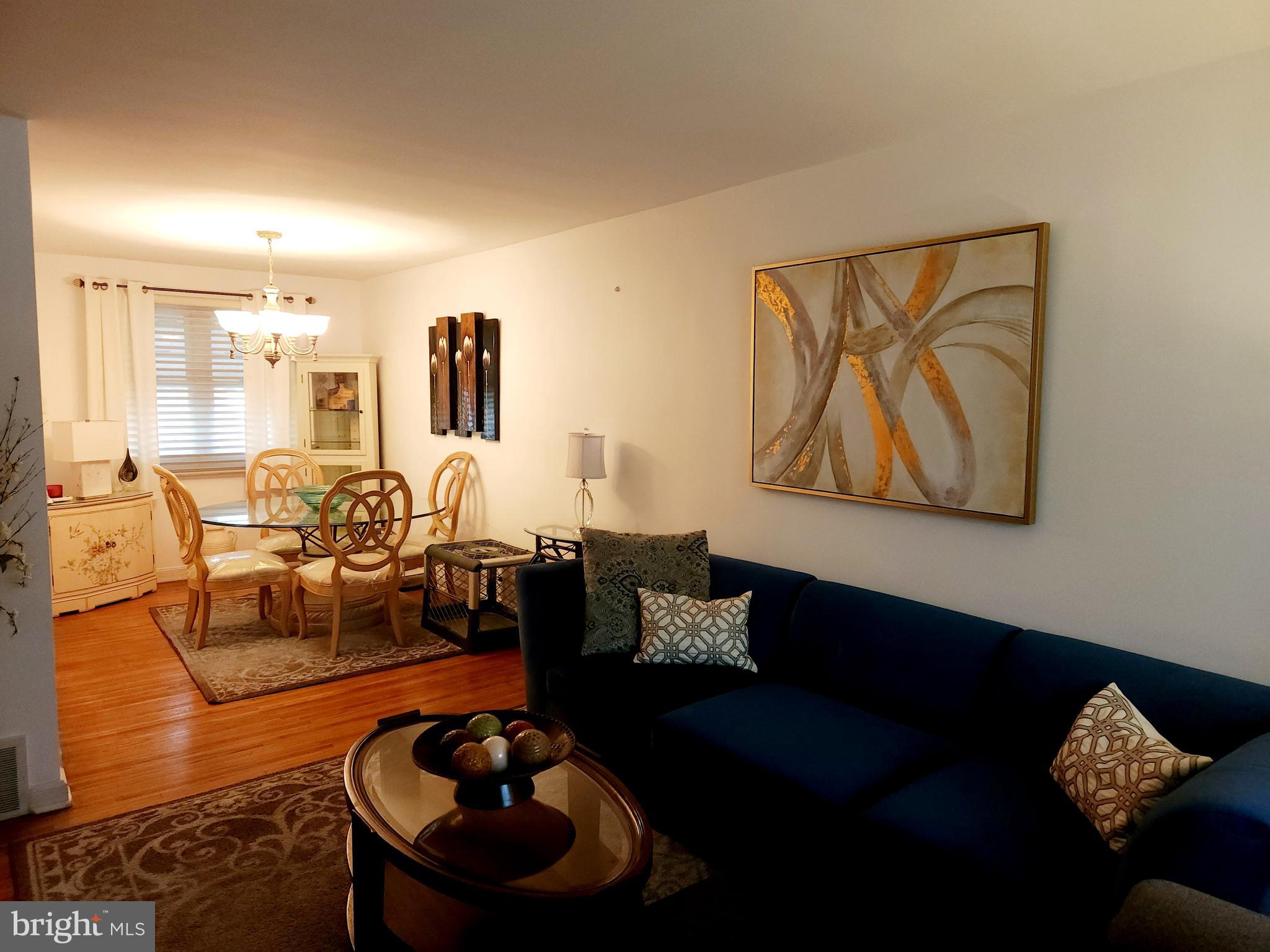 EAST FALLS - Residential