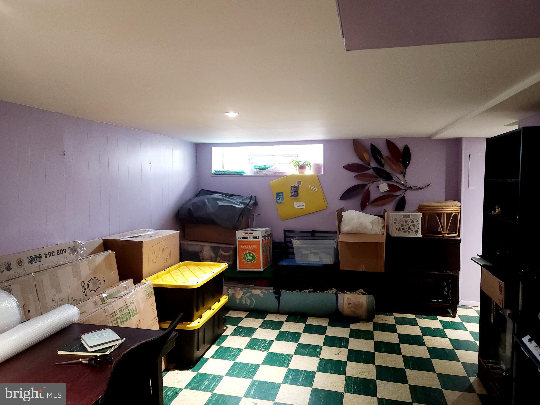 EAST FALLS - Residential