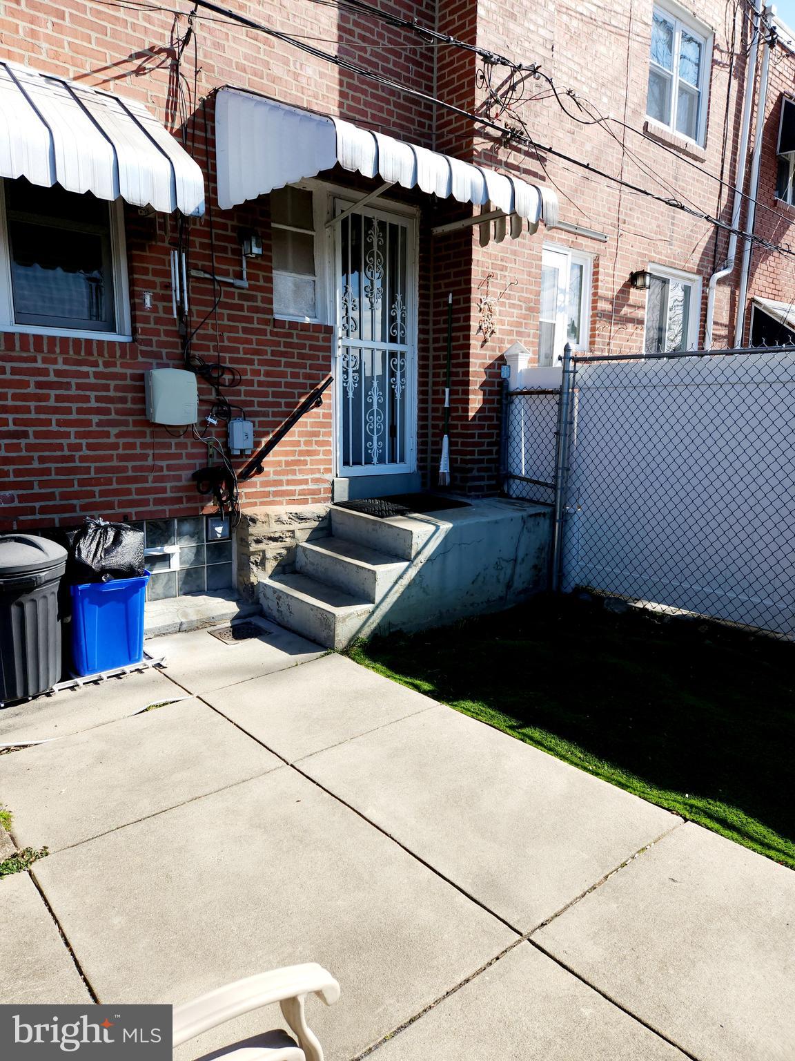 EAST FALLS - Residential