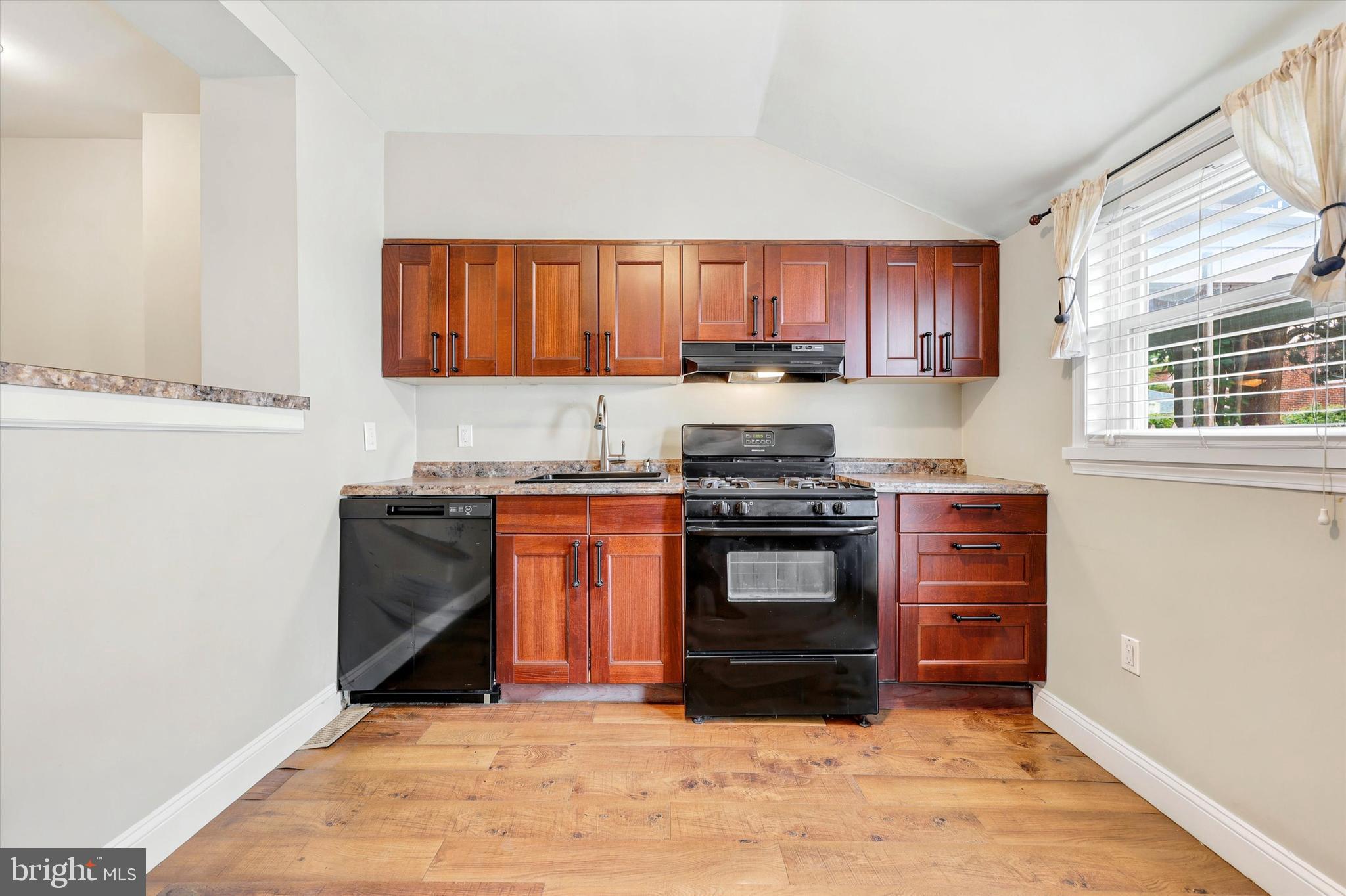 CONSHOHOCKEN - Residential