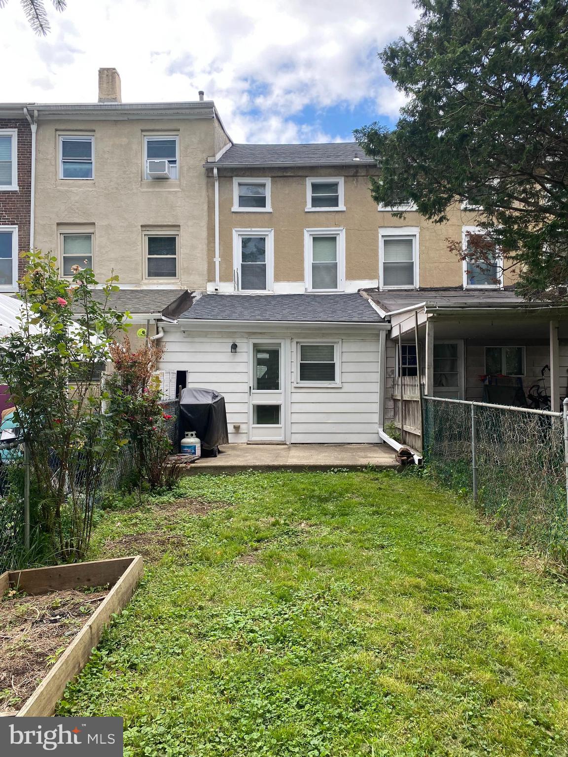 CONSHOHOCKEN - Residential