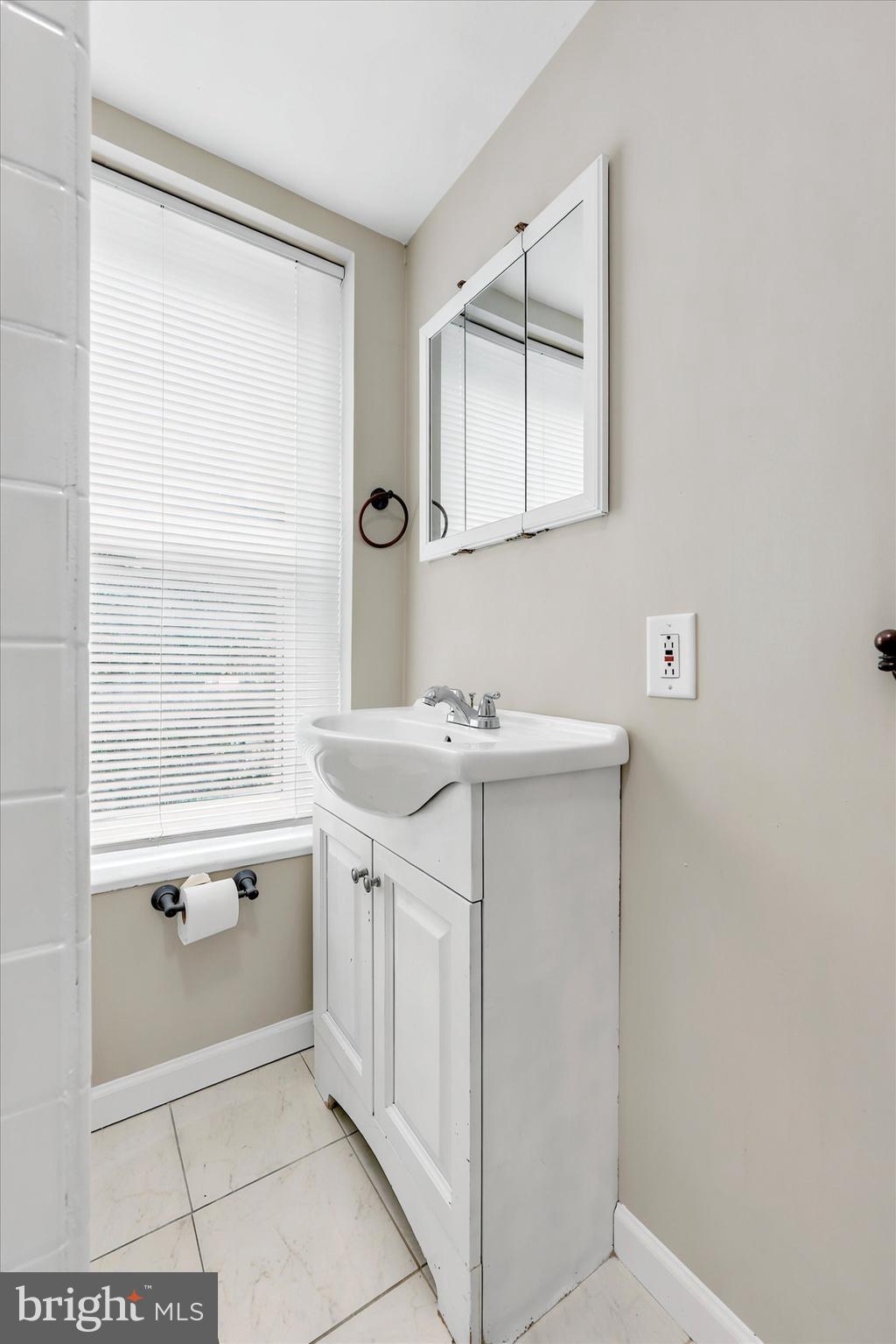 CONSHOHOCKEN - Residential