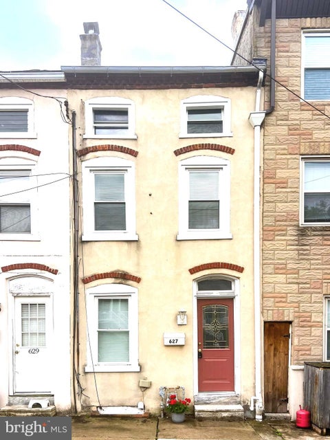 Townhouse For Sale - 627 Spring Mill Avenue<br/> CONSHOHOCKEN, PA 19428