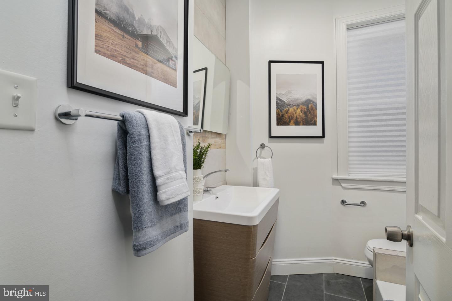 WALNUT HILL - Residential