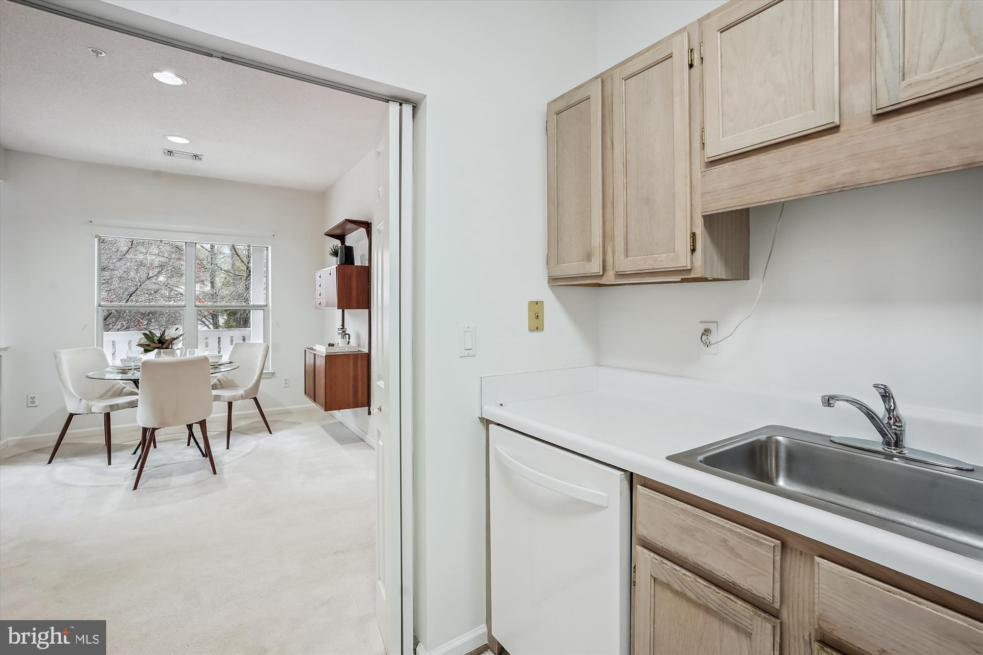 SANDERLING CONDO - Residential