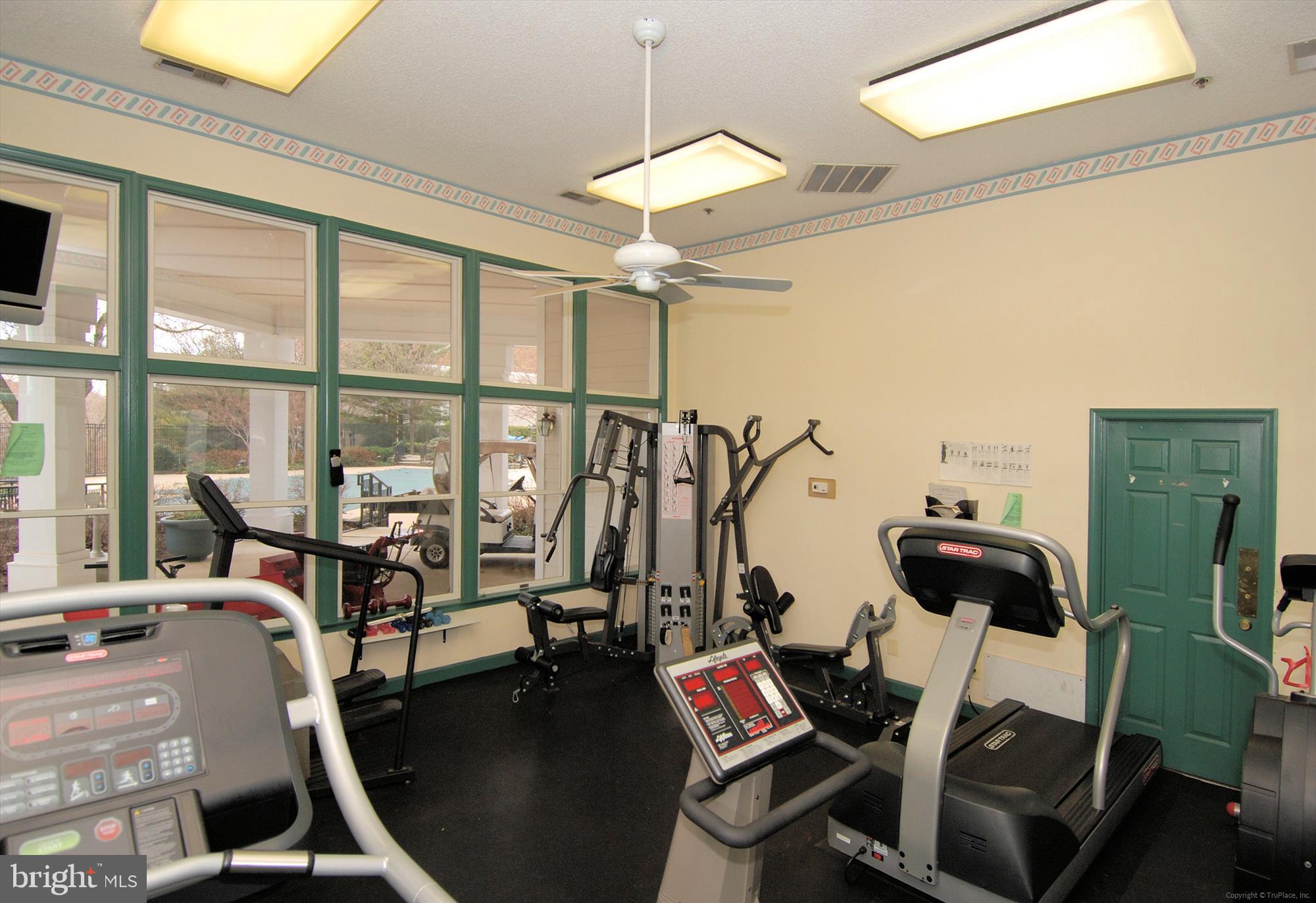 SANDERLING CONDO - Residential