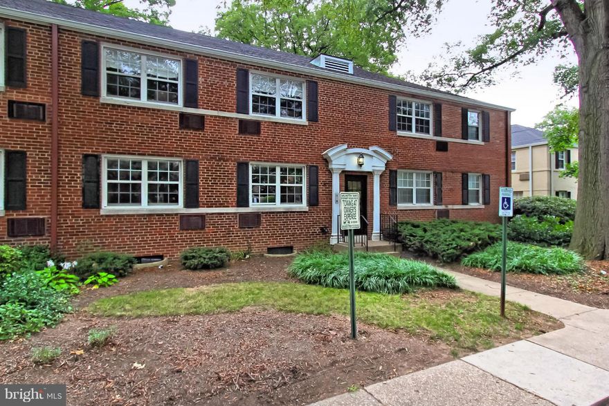 Pets allowed on Case by Case! Avail Now for rent! Completely remodeled.Ground level 2 bdrm condo walking distance to Ballston Mall and Metro.  Exercise room, Extra storage, bike shares & community garden plots available! Great opportunity to live in close community. Suitable for professionals in fast paced environment.  Water is included in Rent. Tenant pays for Gas, Electricity, Internet & Cable.