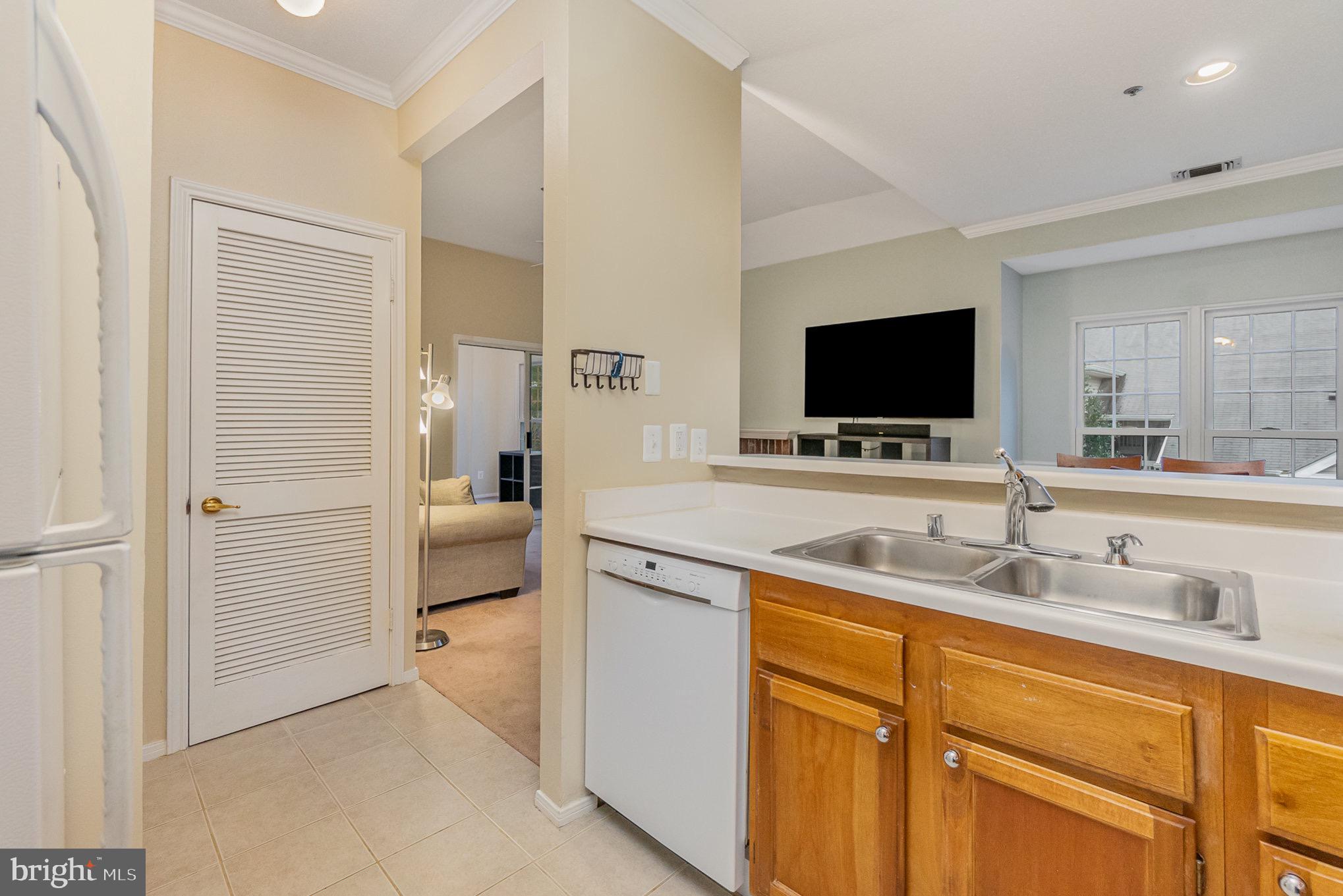 ENGLISH COUNTRY MANOR - Residential