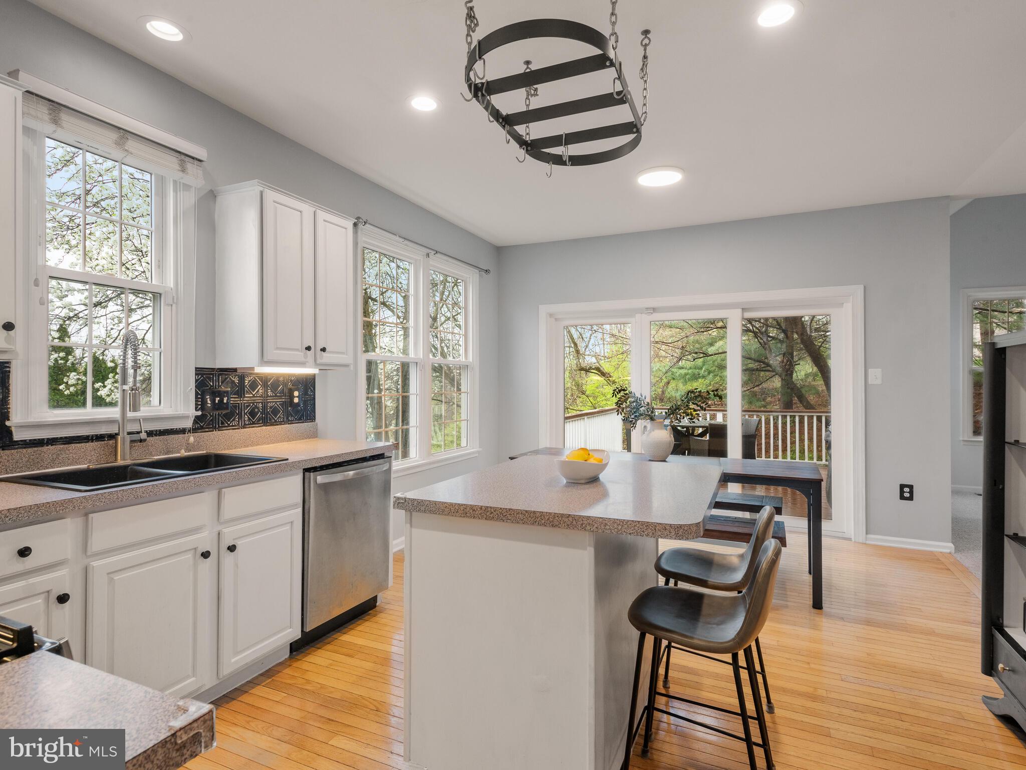 IDLEWILDE - Residential