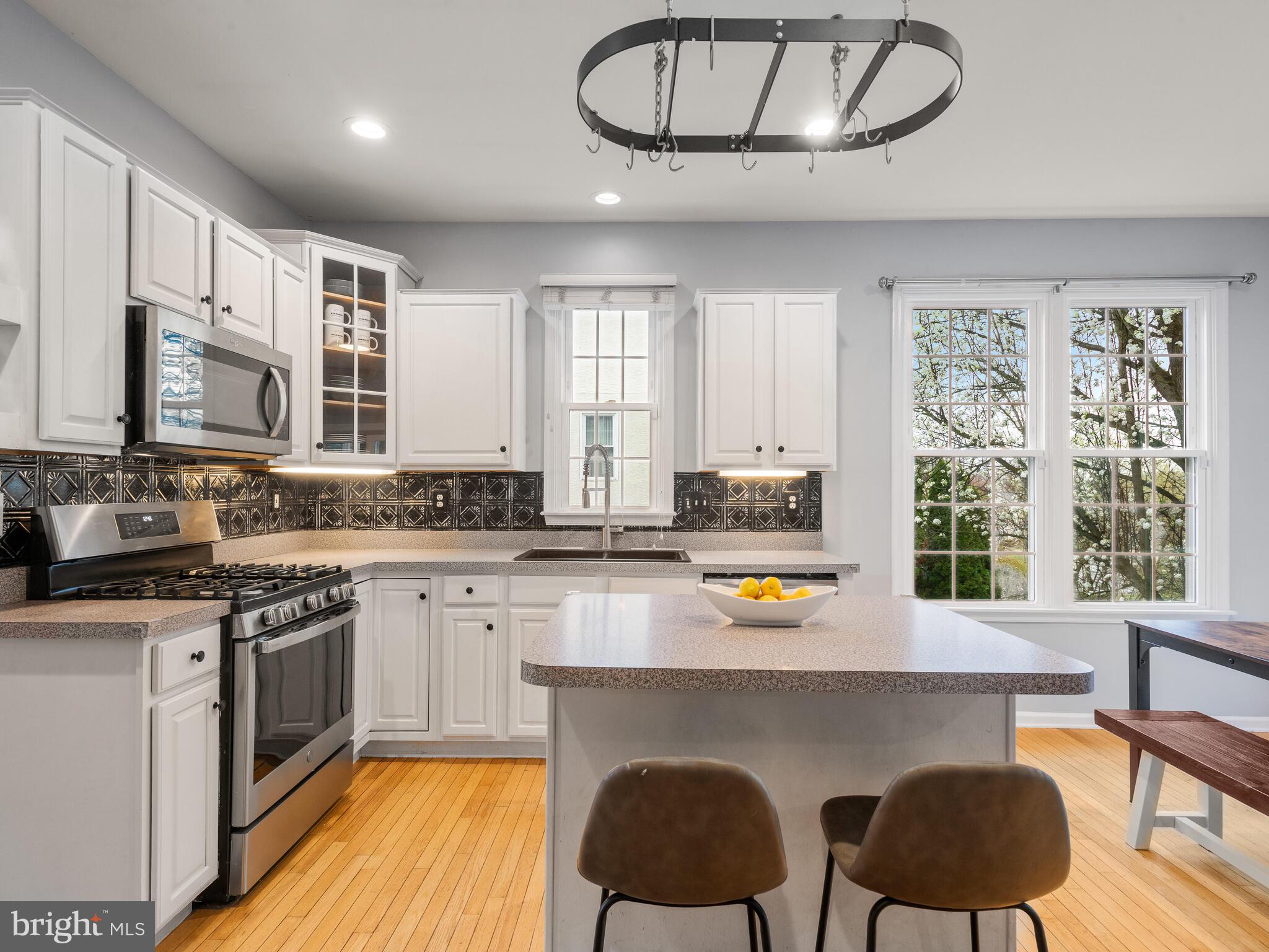 IDLEWILDE - Residential