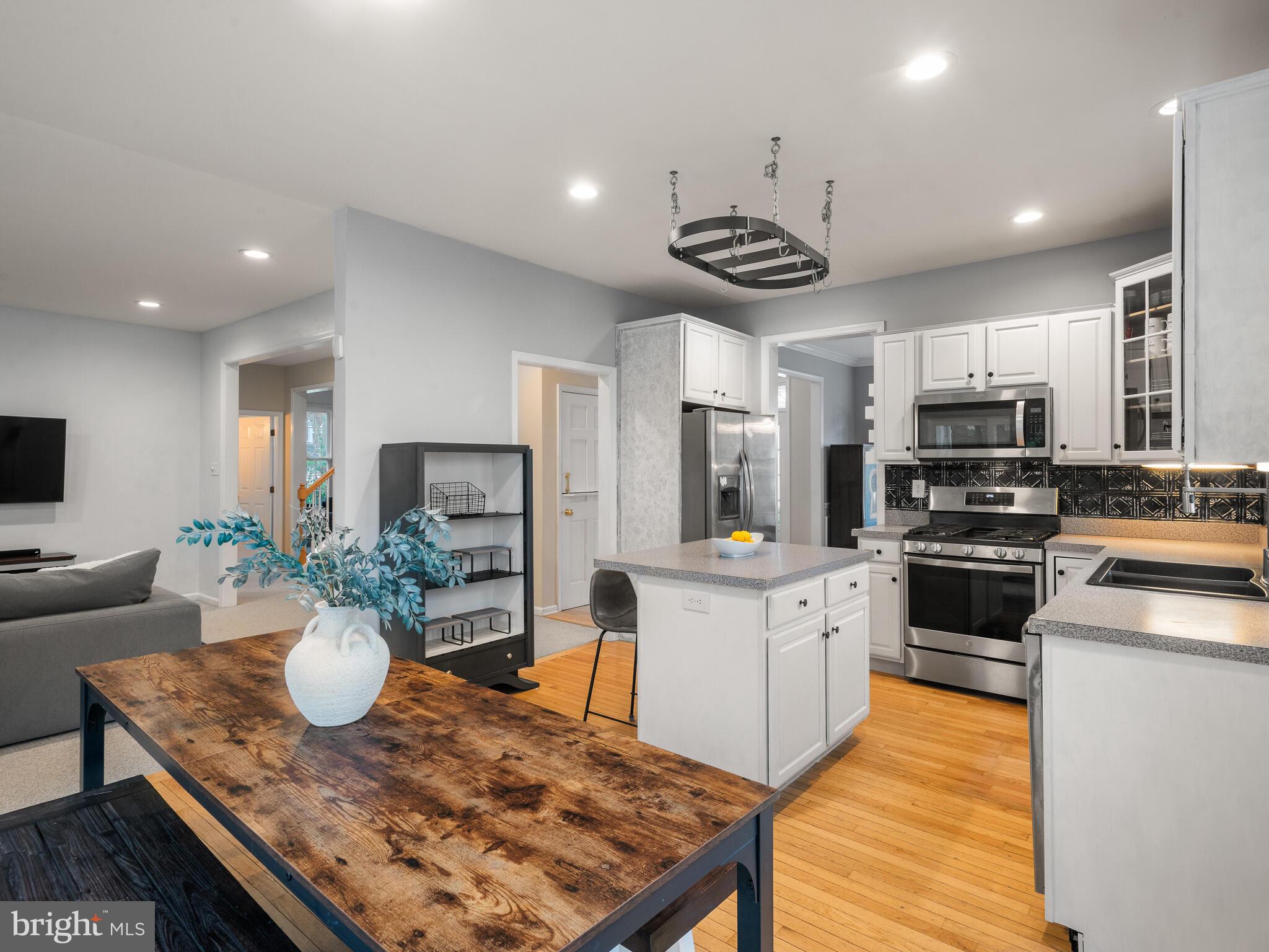 IDLEWILDE - Residential