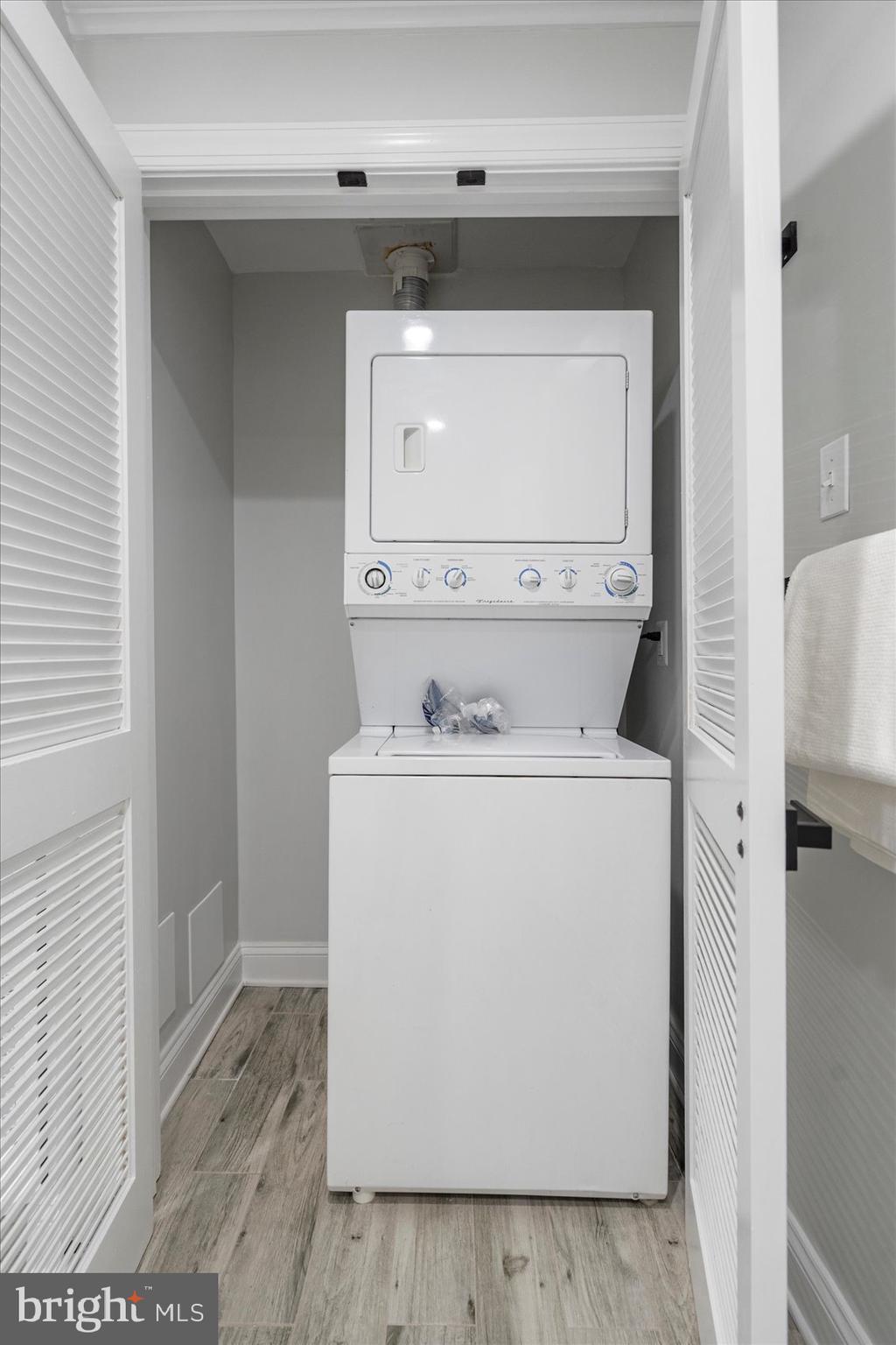 WILLOW SPRING PARK - Residential