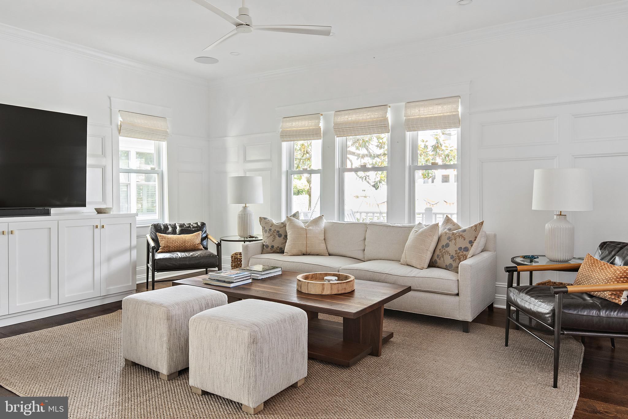 MURRAY HILL - Residential