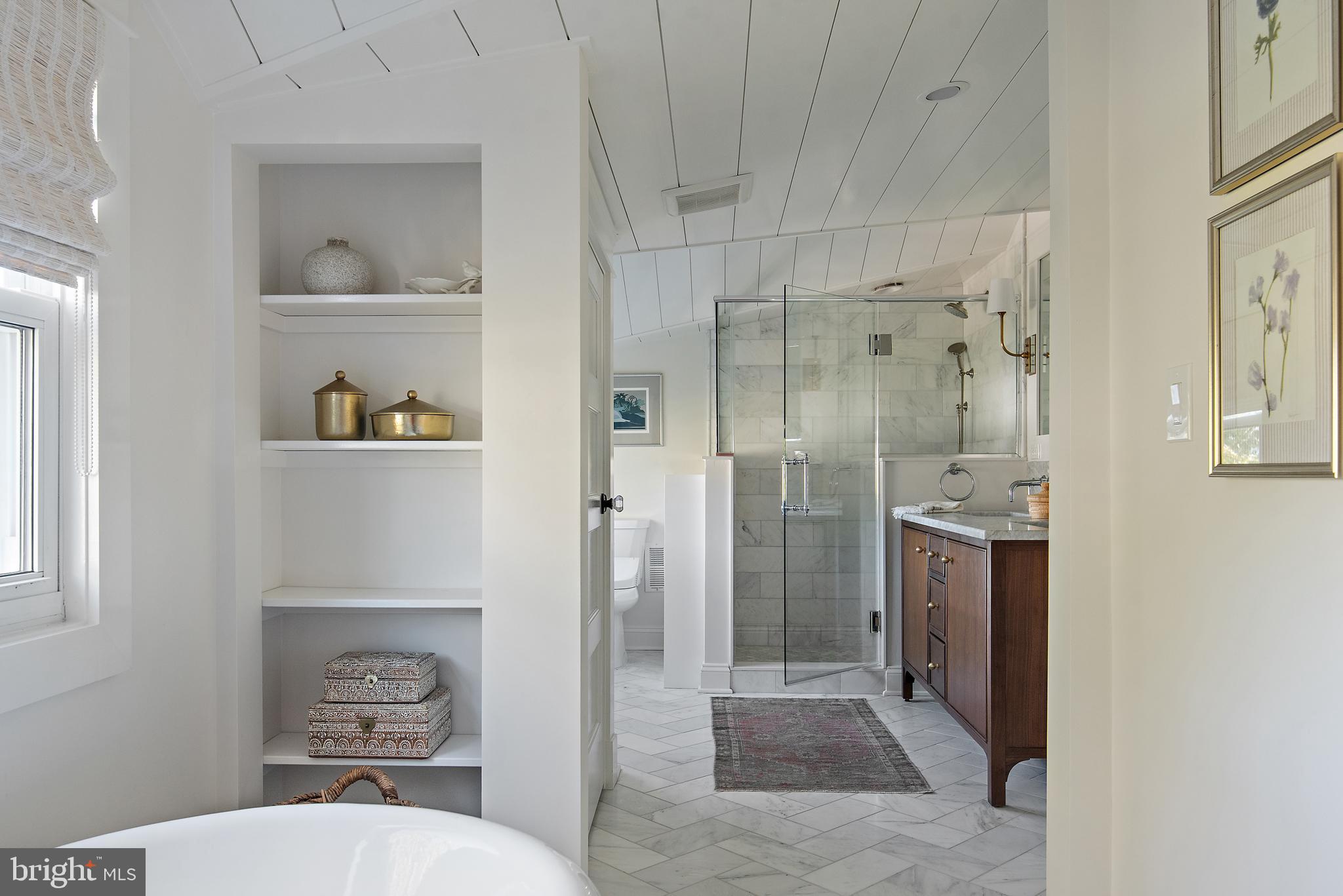 MURRAY HILL - Residential