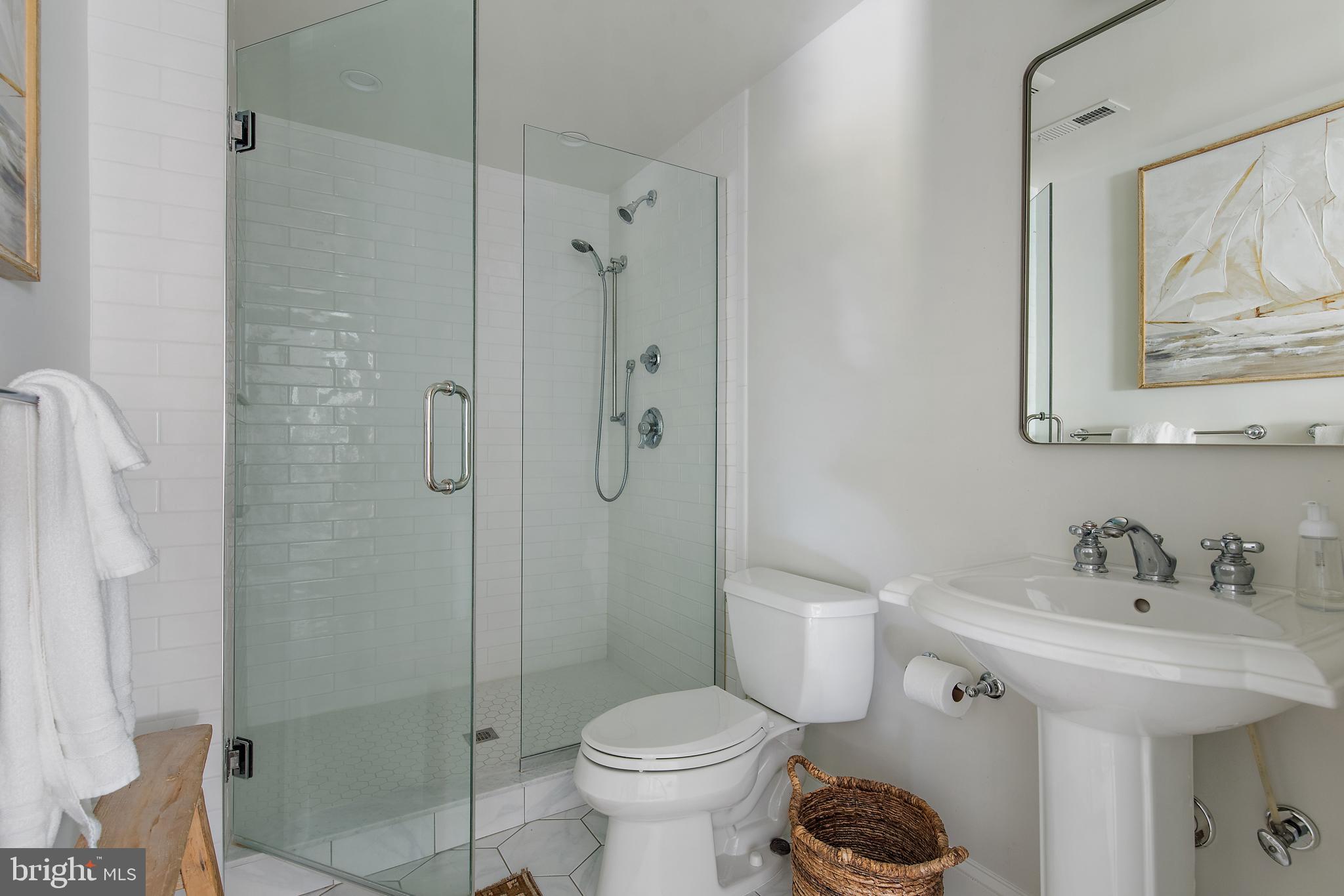 MURRAY HILL - Residential