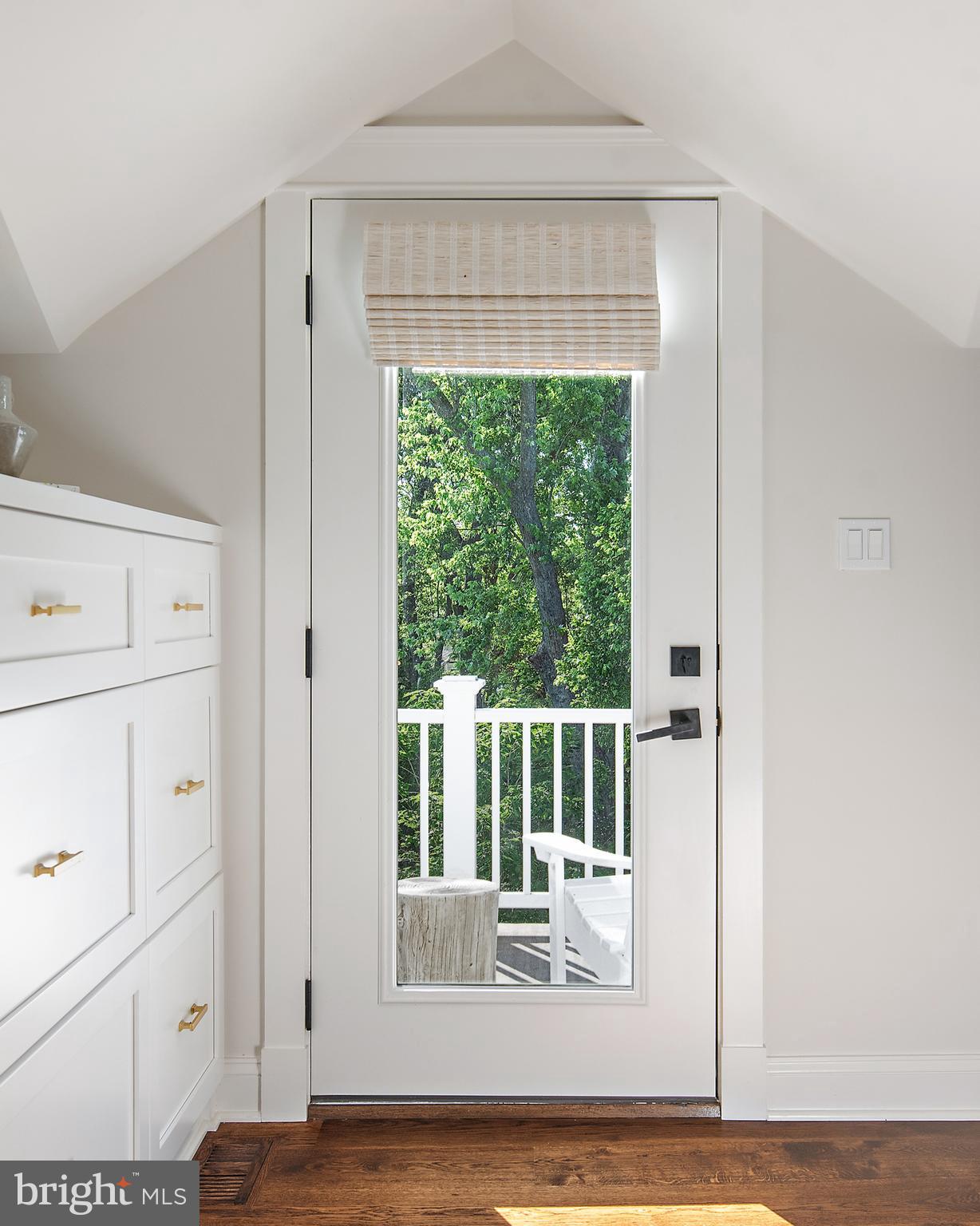 MURRAY HILL - Residential