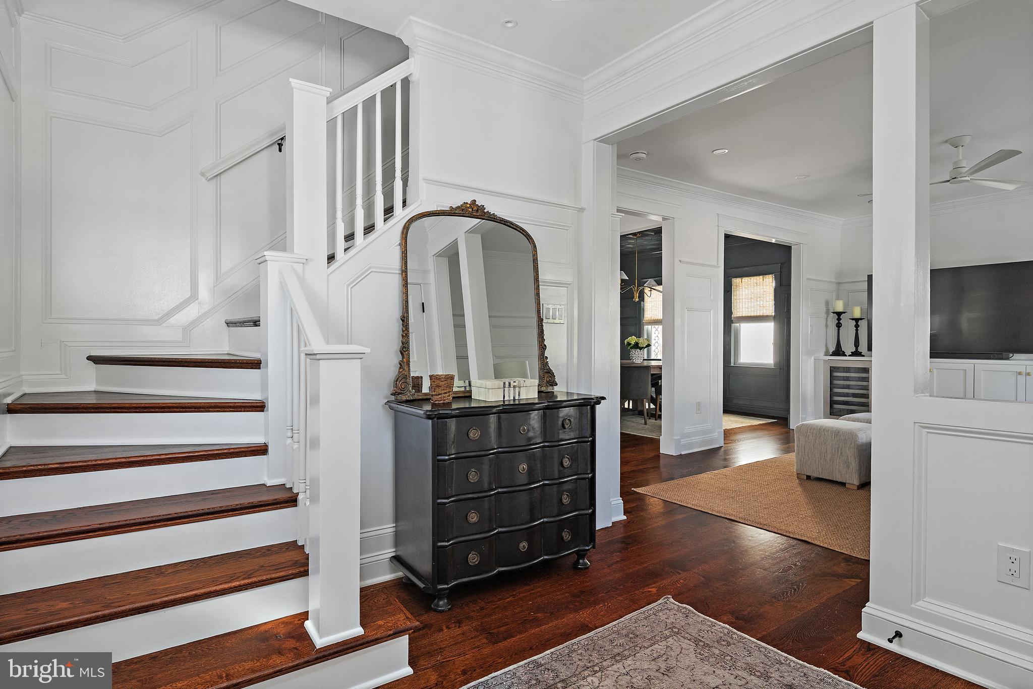 MURRAY HILL - Residential