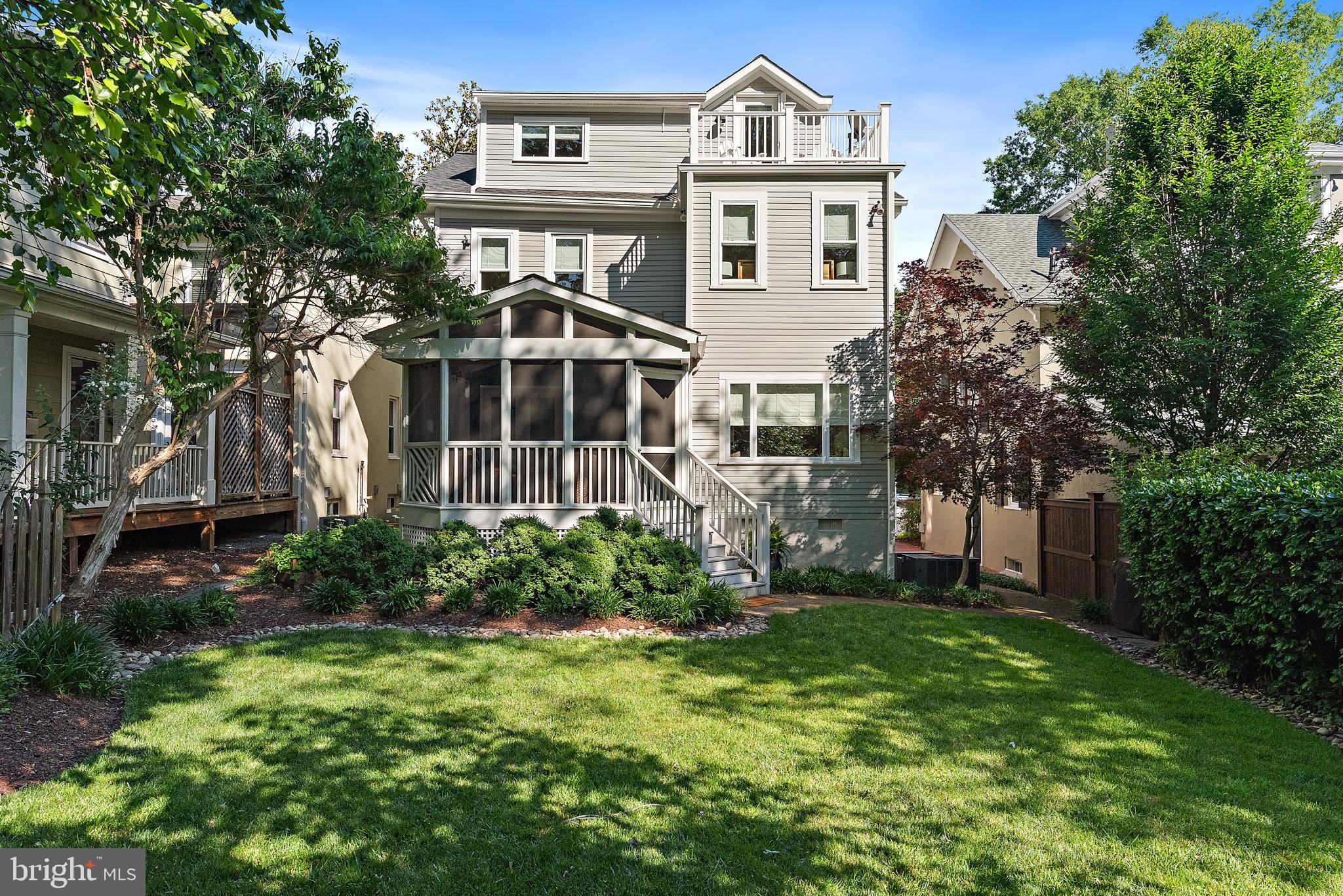 MURRAY HILL - Residential