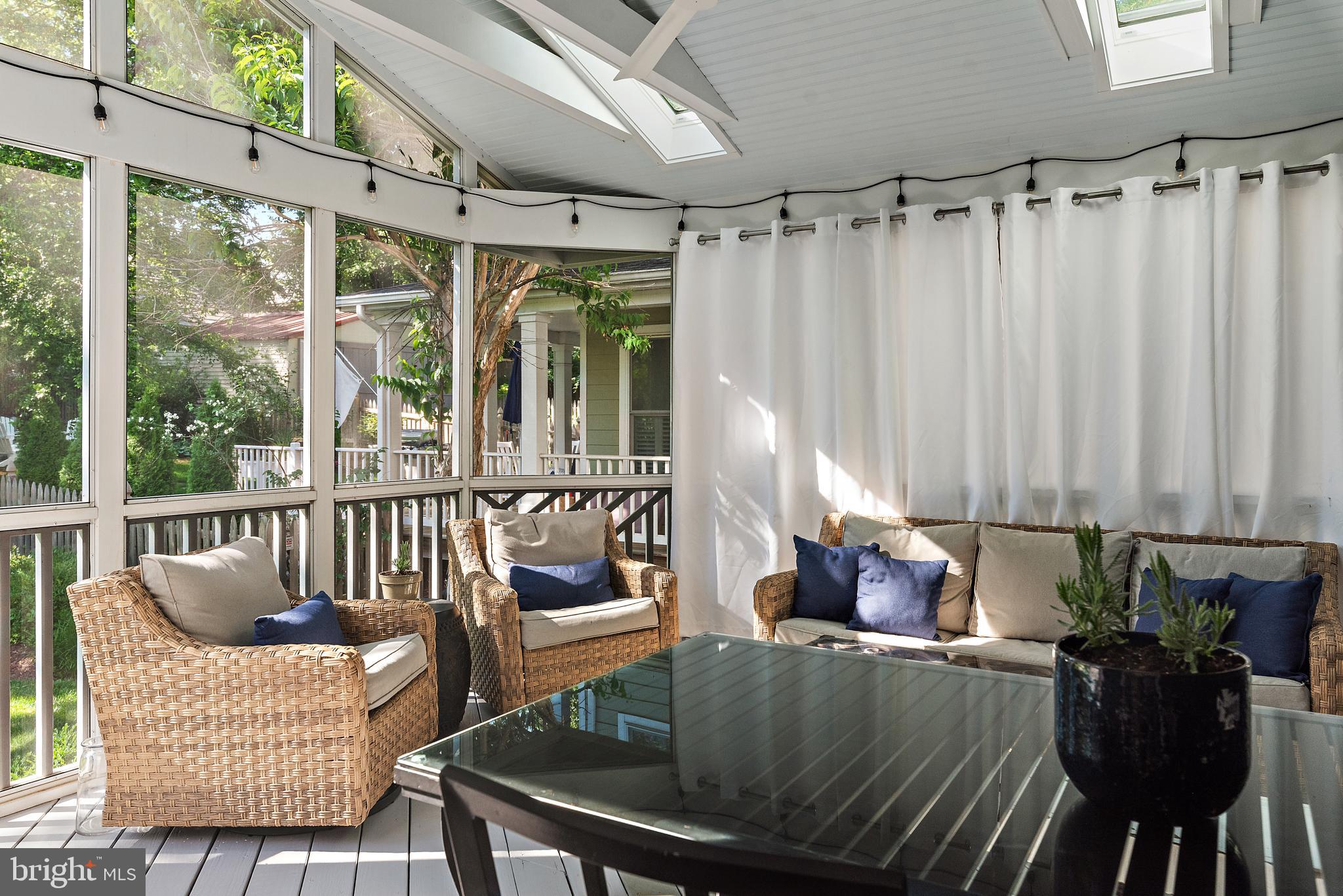 MURRAY HILL - Residential