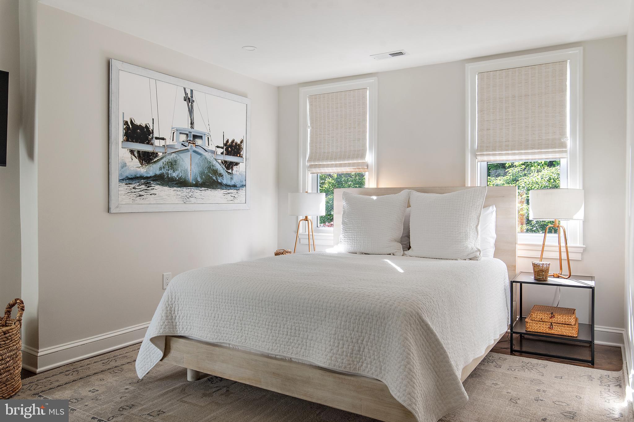 MURRAY HILL - Residential