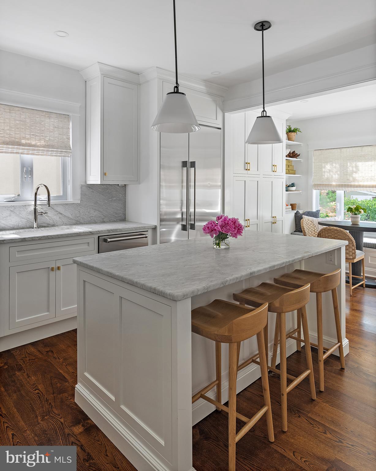 MURRAY HILL - Residential