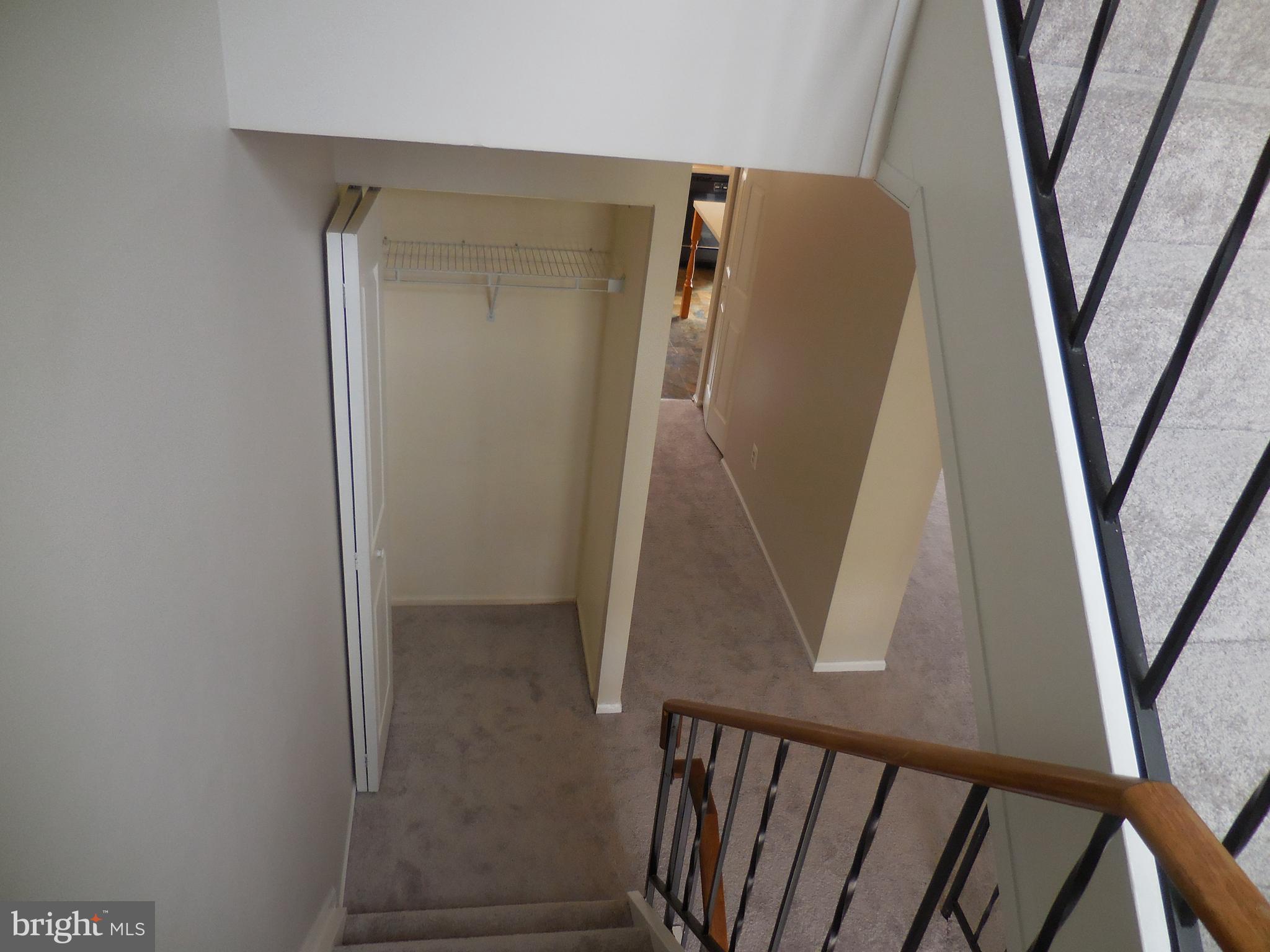 HINES ESTATES - Residential Lease