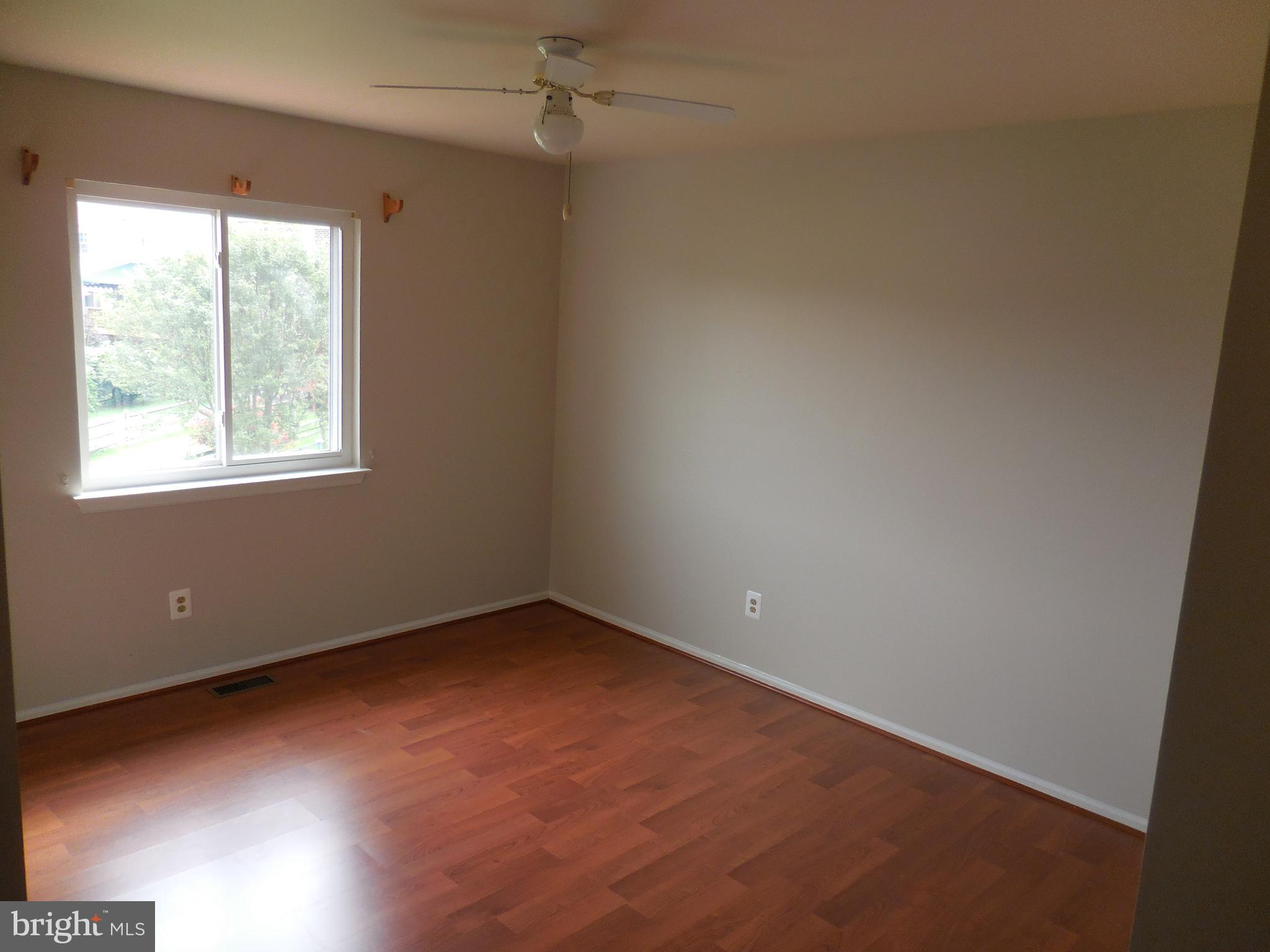 HINES ESTATES - Residential Lease