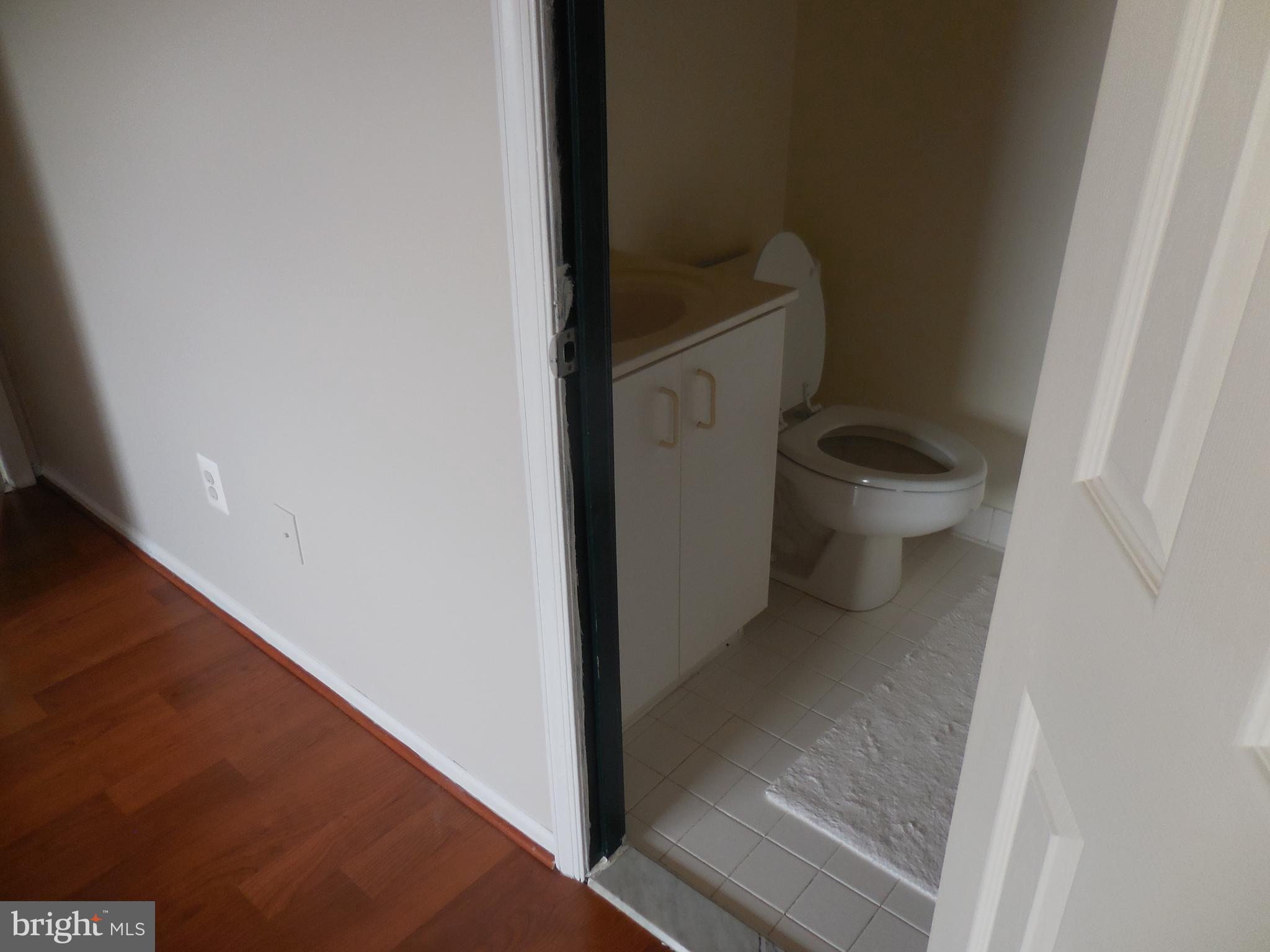 HINES ESTATES - Residential Lease