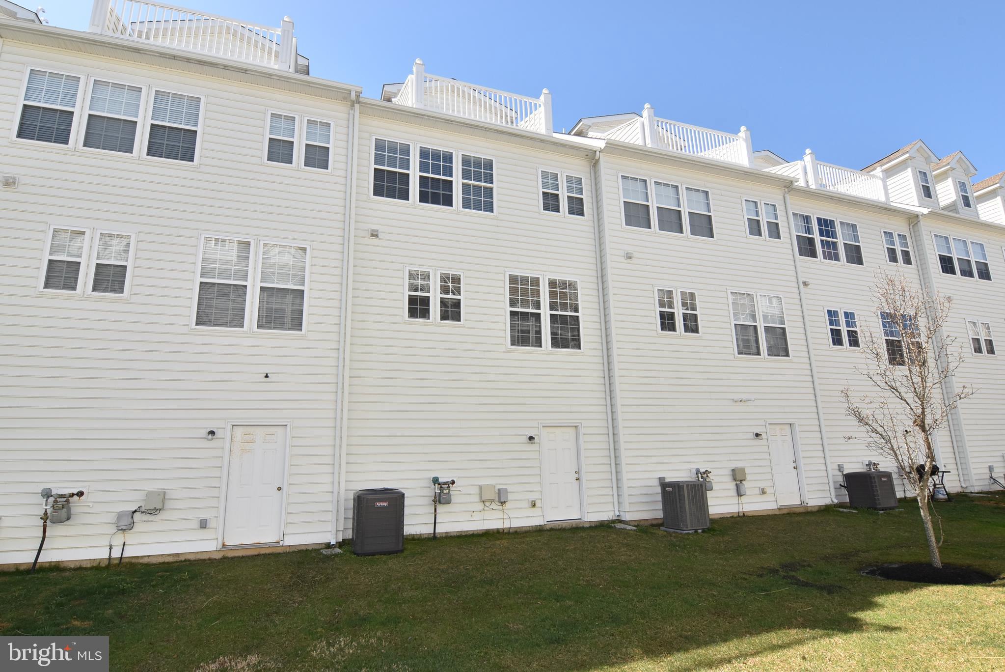 FAIRFIELD AT LONG NECK - Residential