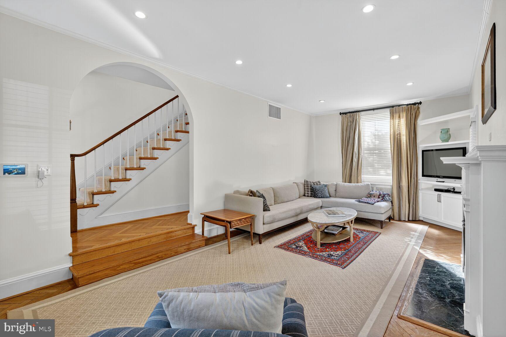 MARTINS ADDITION - Residential