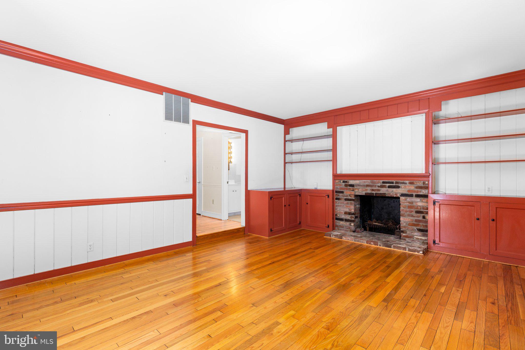 COLLEGE TERRACE - Residential